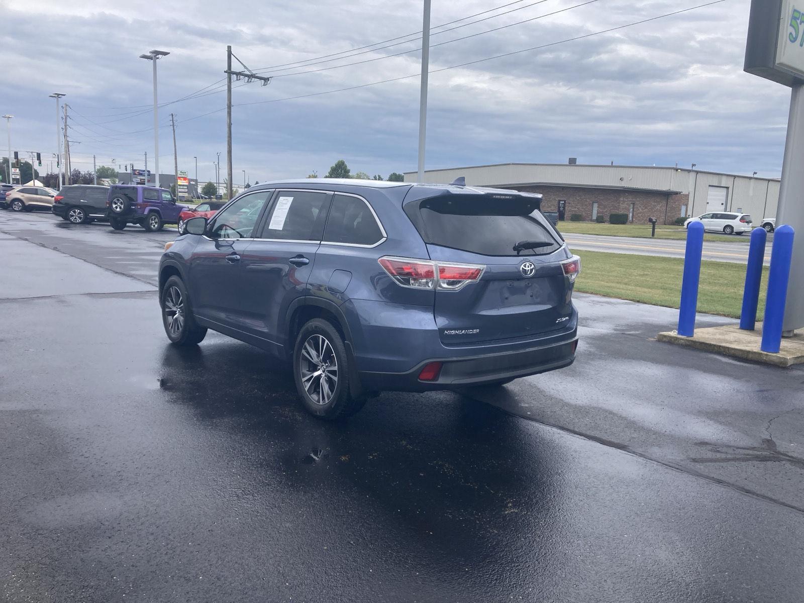 2016 Toyota Highlander Base Hybrid photo 4