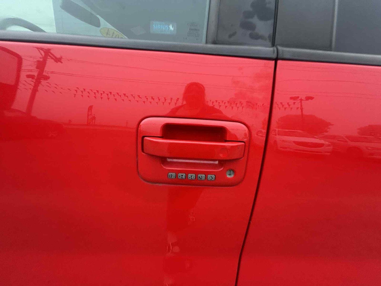 2014 Ford F-150 FX4 photo 12