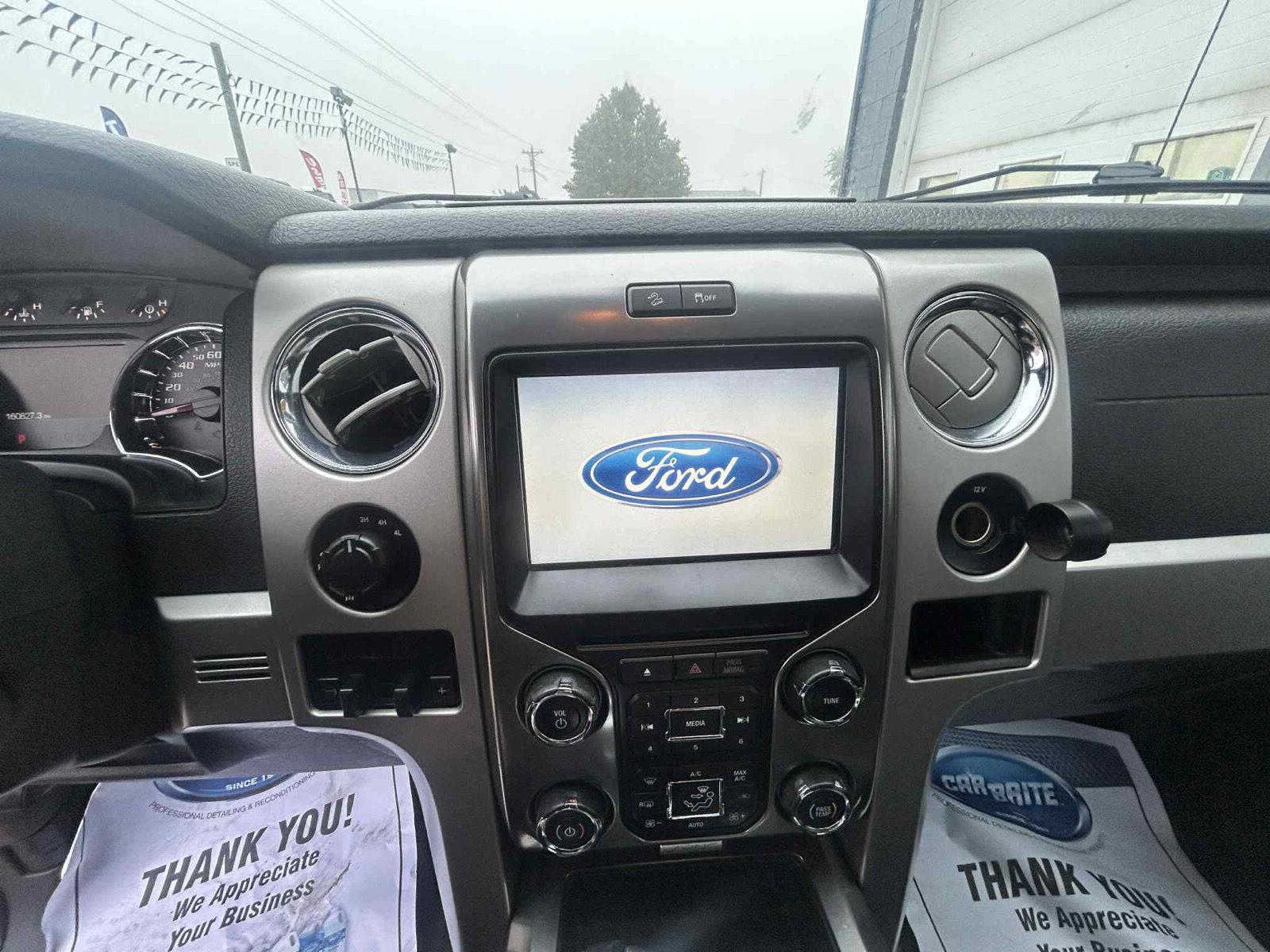 2014 Ford F-150 FX4 photo 14