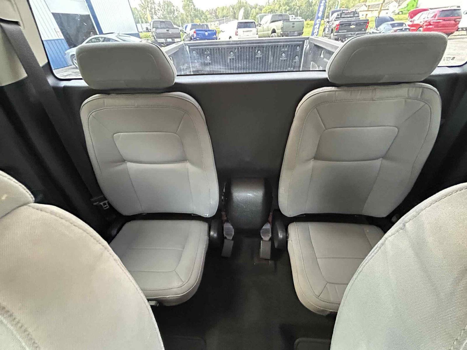 2016 Chevrolet Colorado Work Truck photo 14