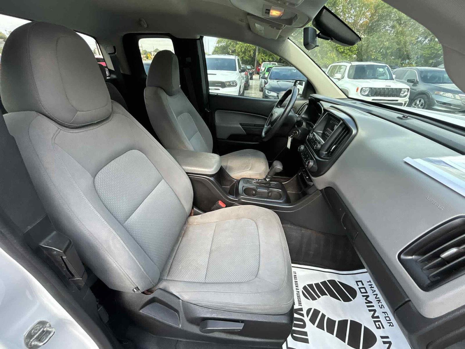 2016 Chevrolet Colorado Work Truck photo 18
