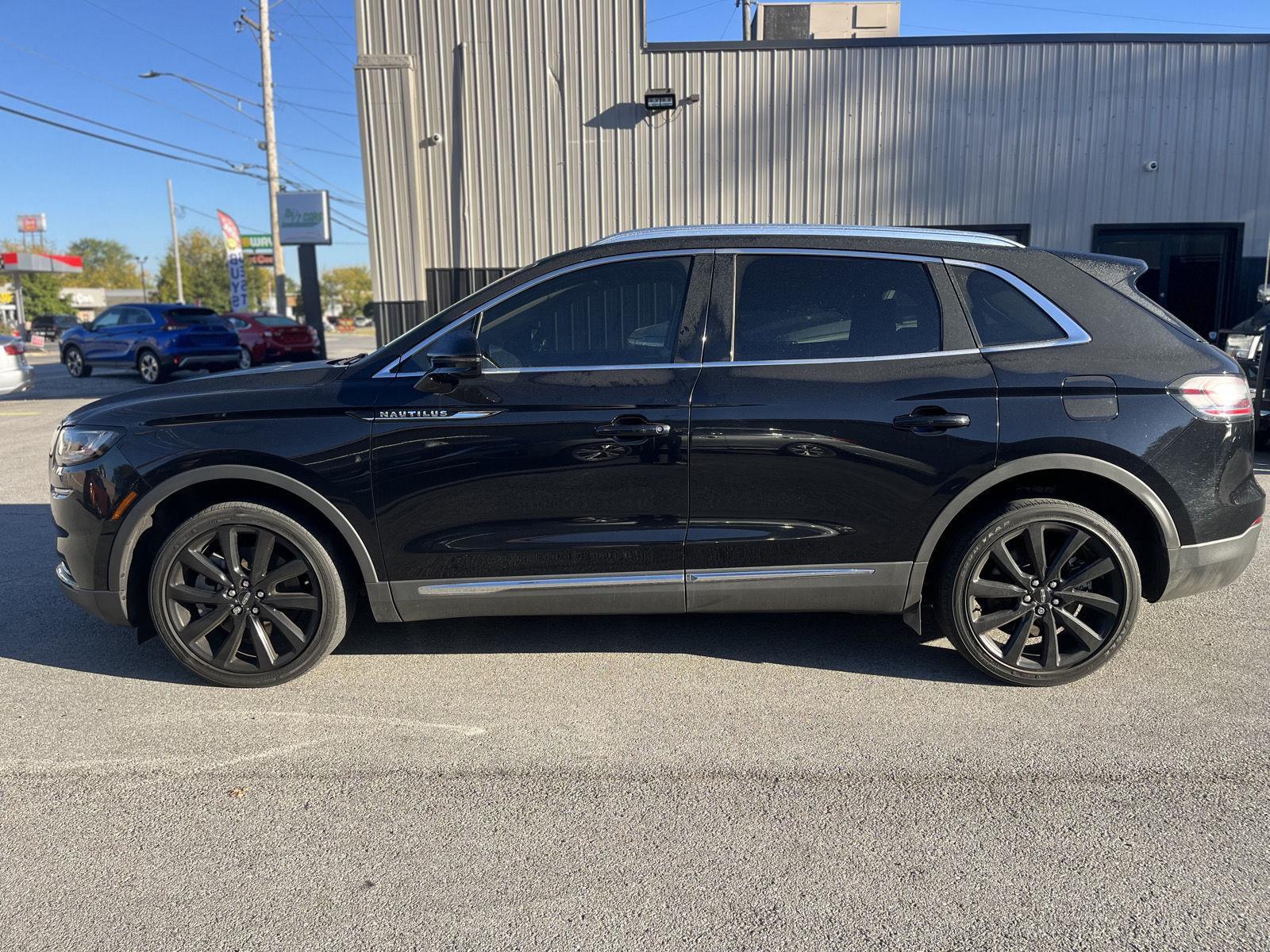 2021 Lincoln Nautilus Reserve's photo