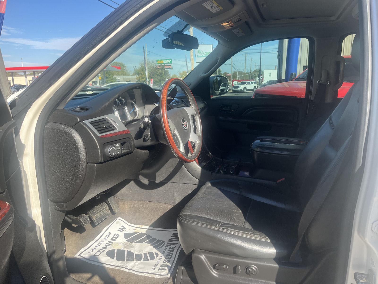 Shop 24/7 Cars