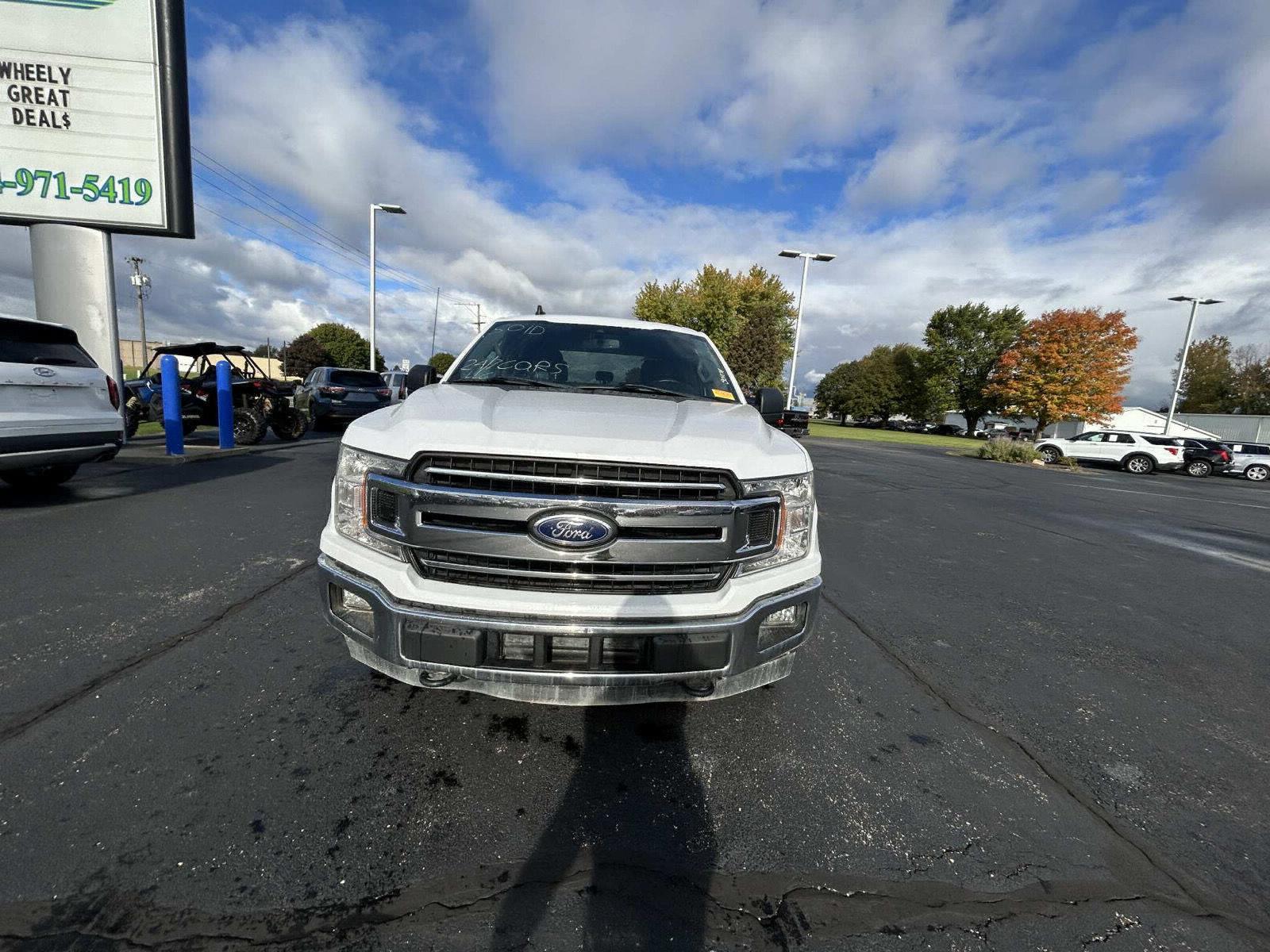 2020 Ford F-150 XLT photo 2