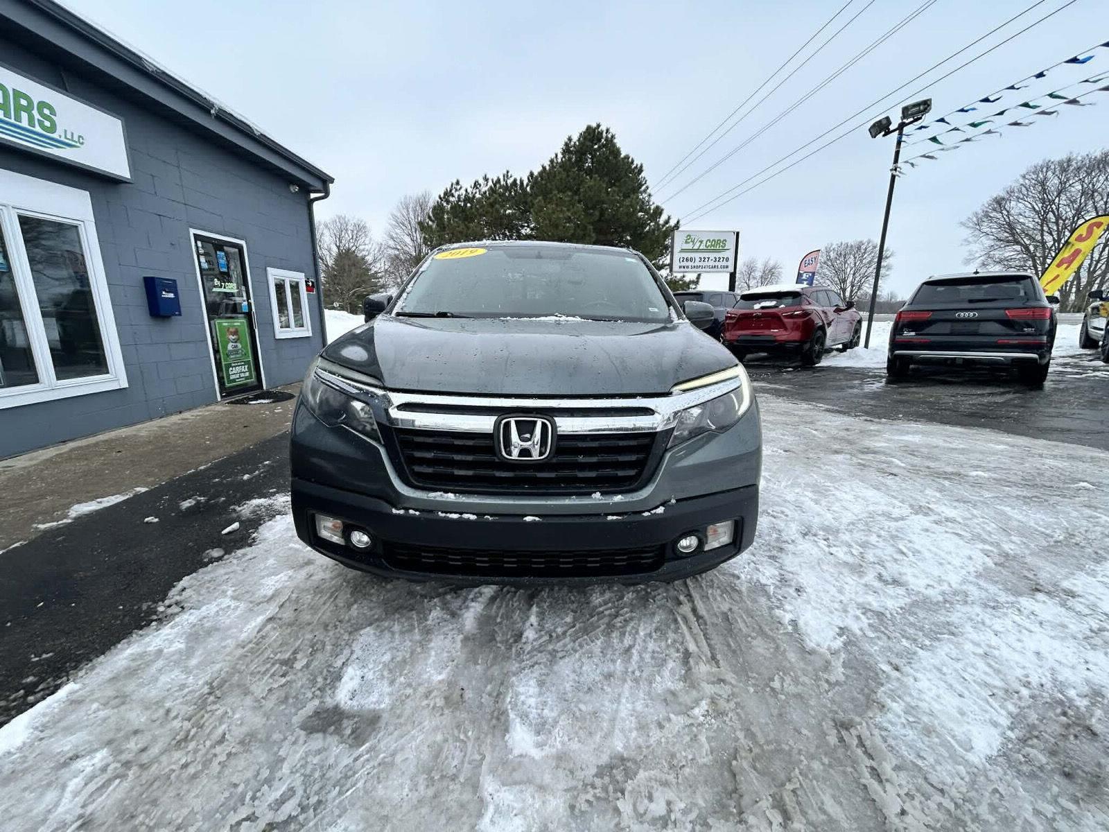 2019 Honda Ridgeline RTL-T's photo