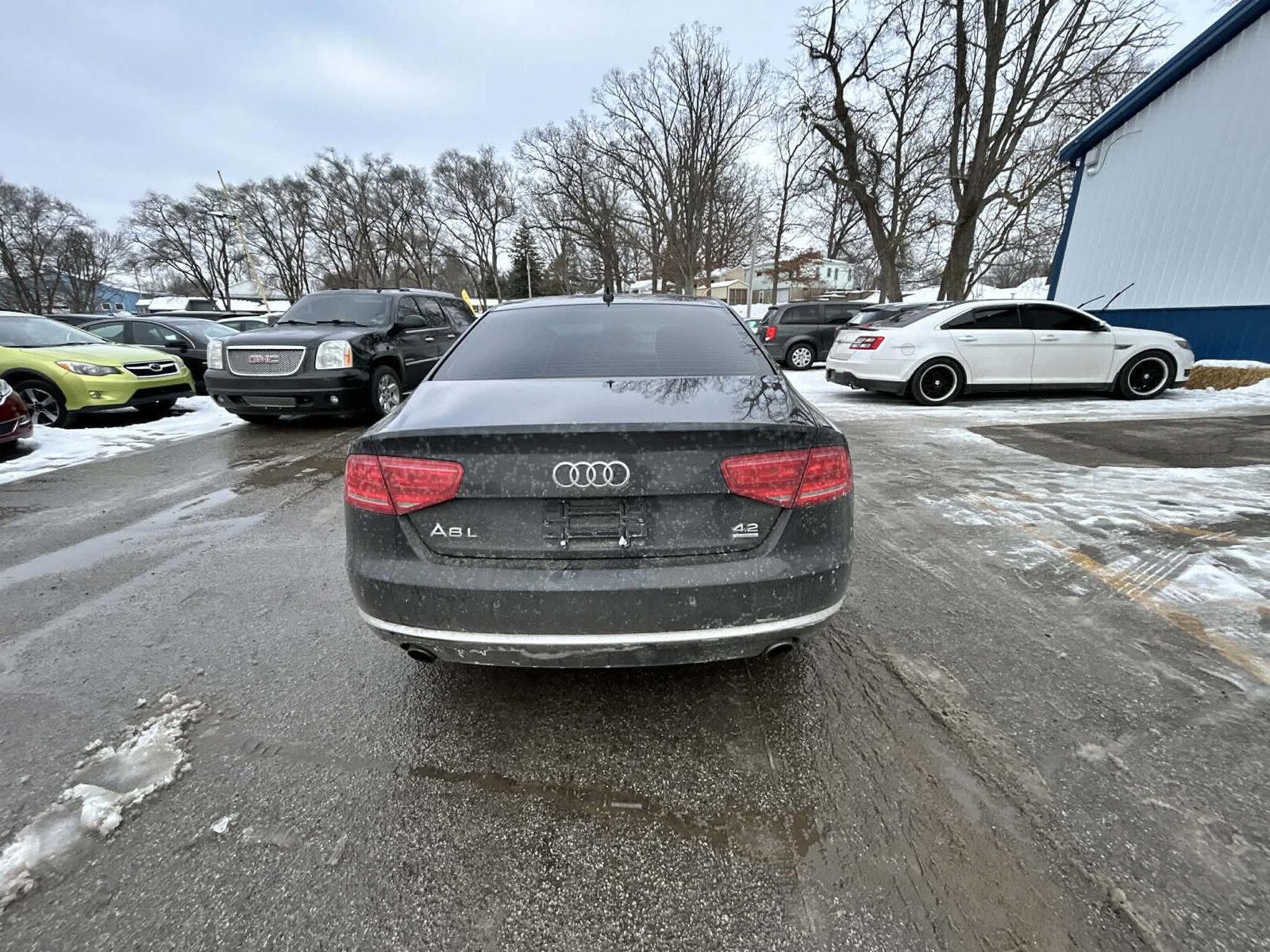 2012 Audi A8 Base's photo