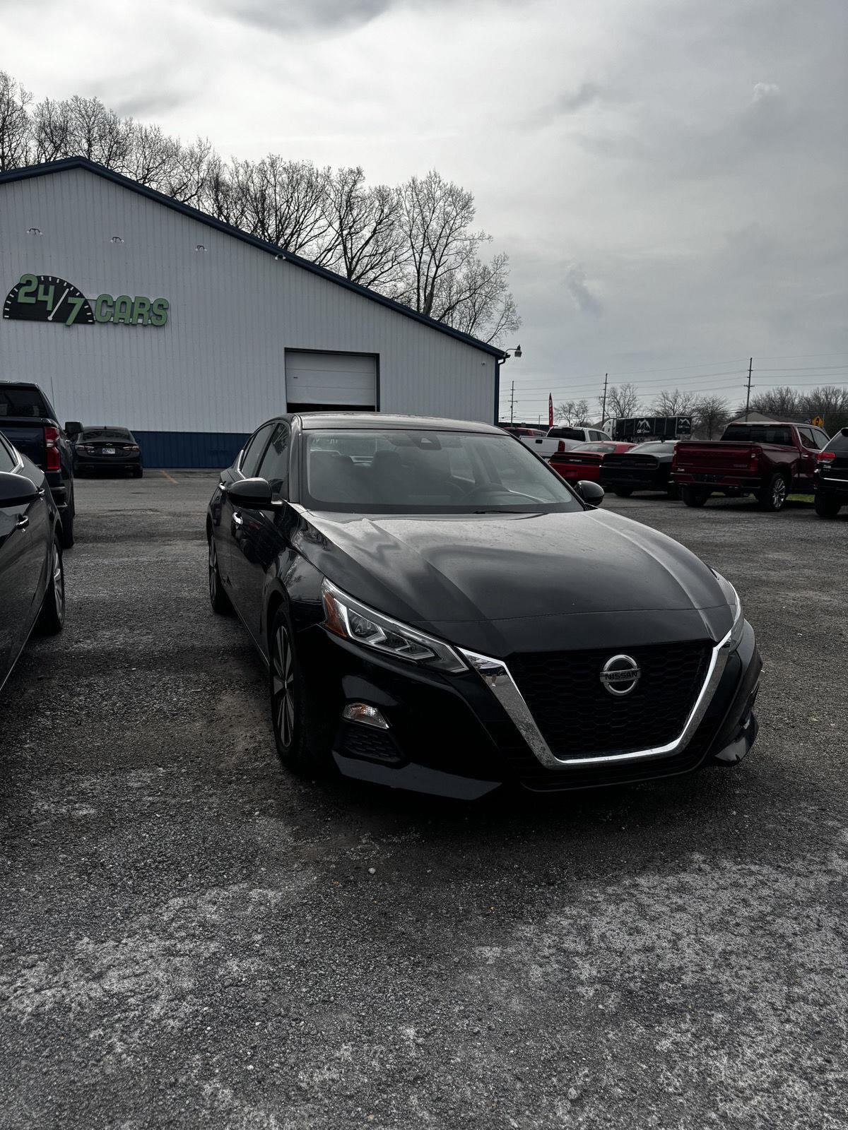 2022 Nissan Altima SV