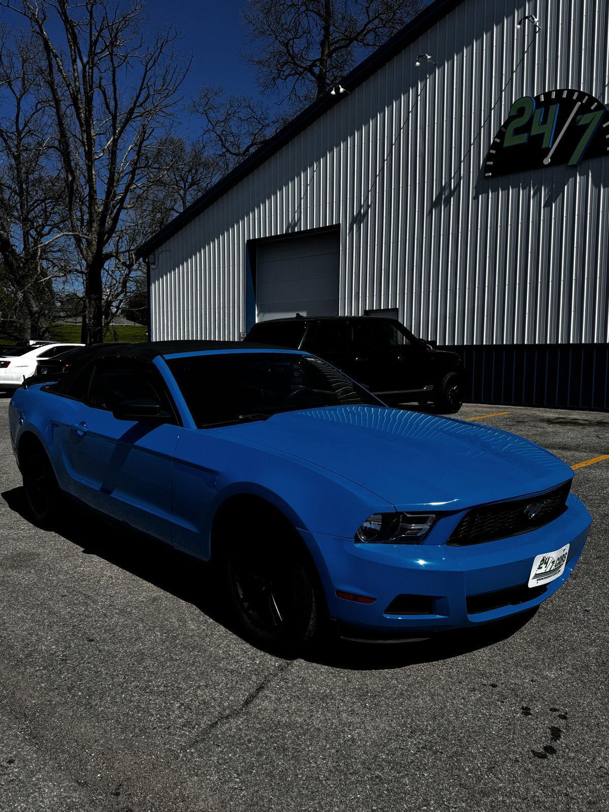 2010 Ford Mustang V6