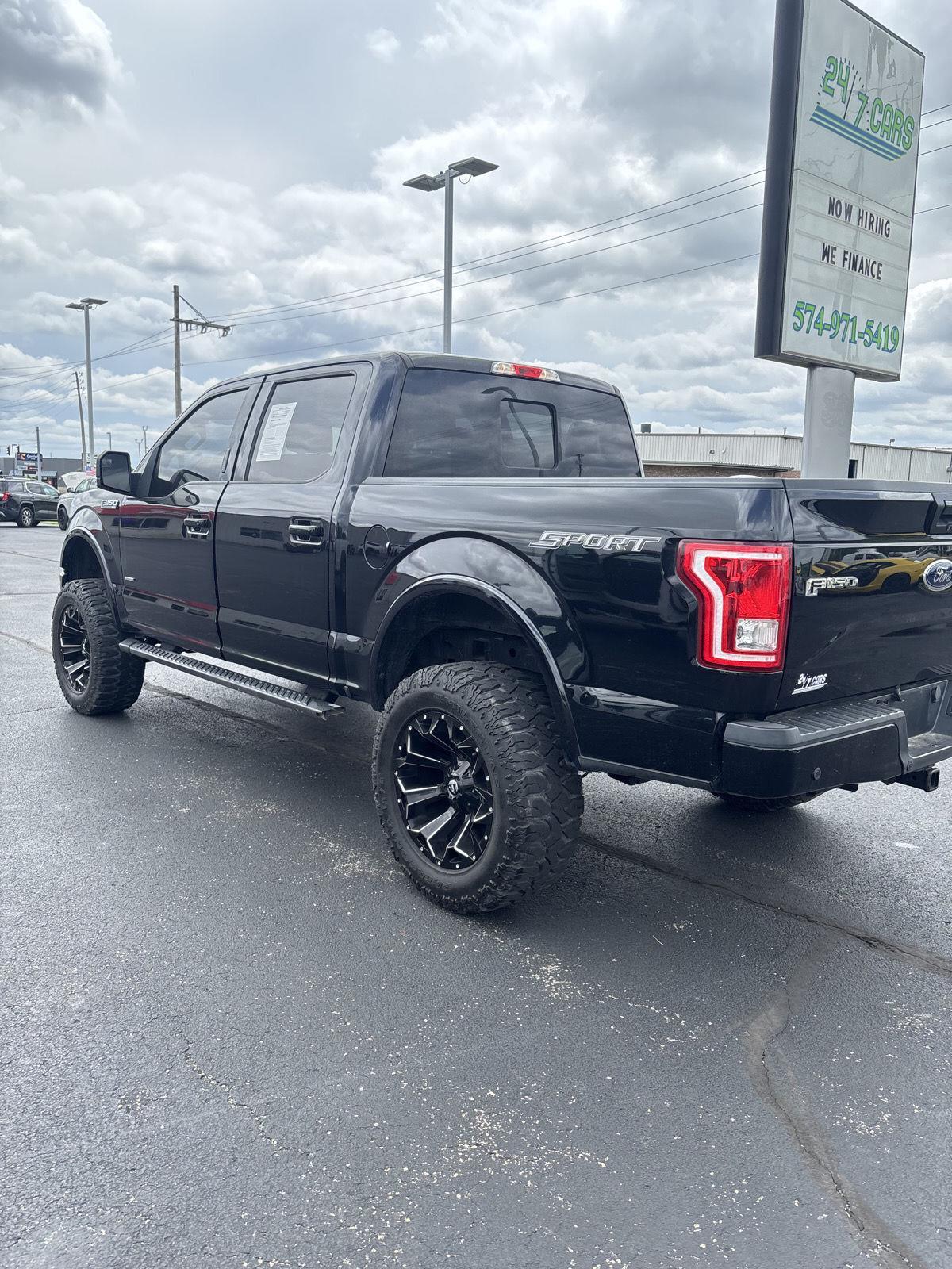 View vehicle photo 6
