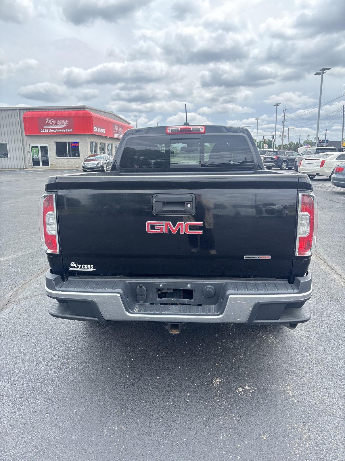 View vehicle photo 4