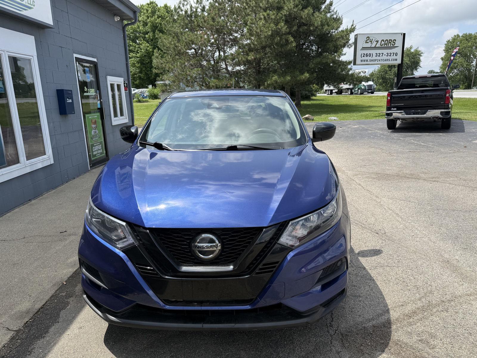 View vehicle photo 2