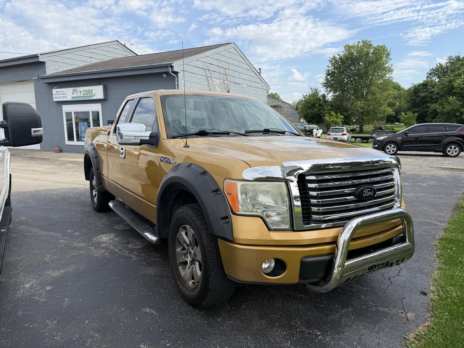 View vehicle photo 3