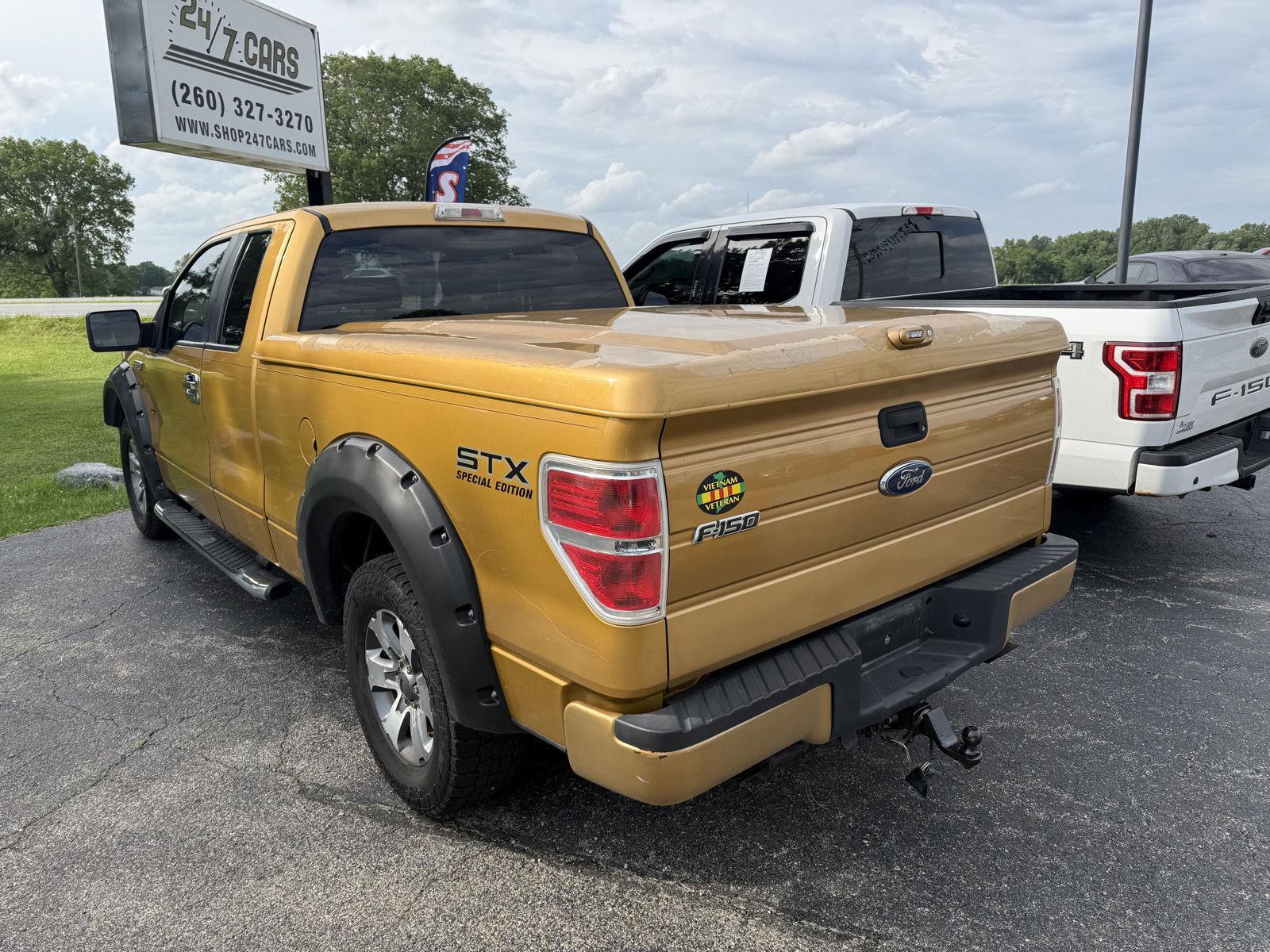View vehicle photo 6