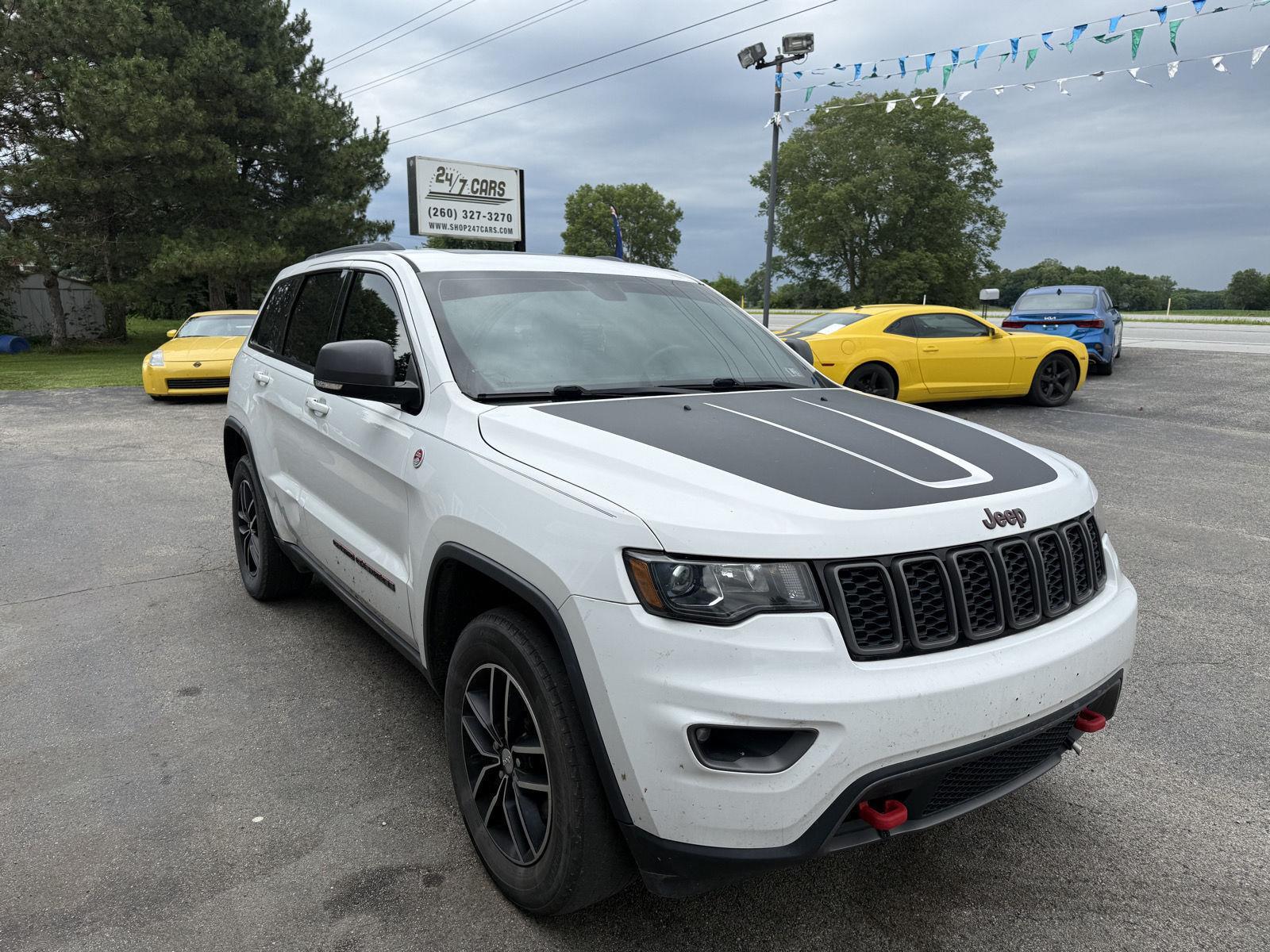 View vehicle photo 5