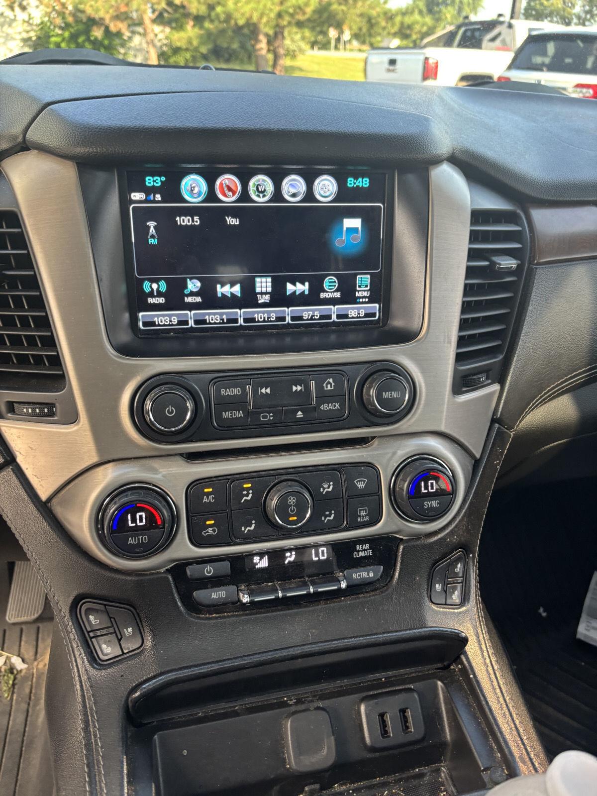 View vehicle photo 2