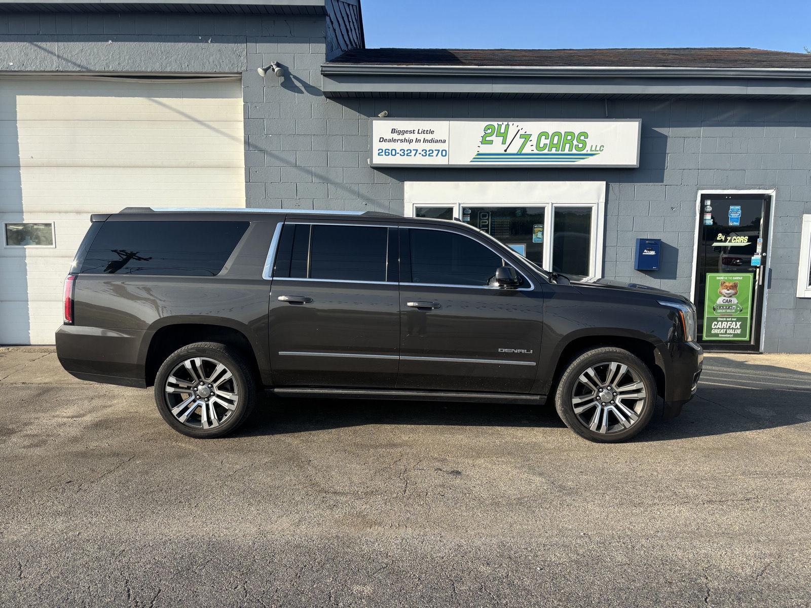 View vehicle photo 5