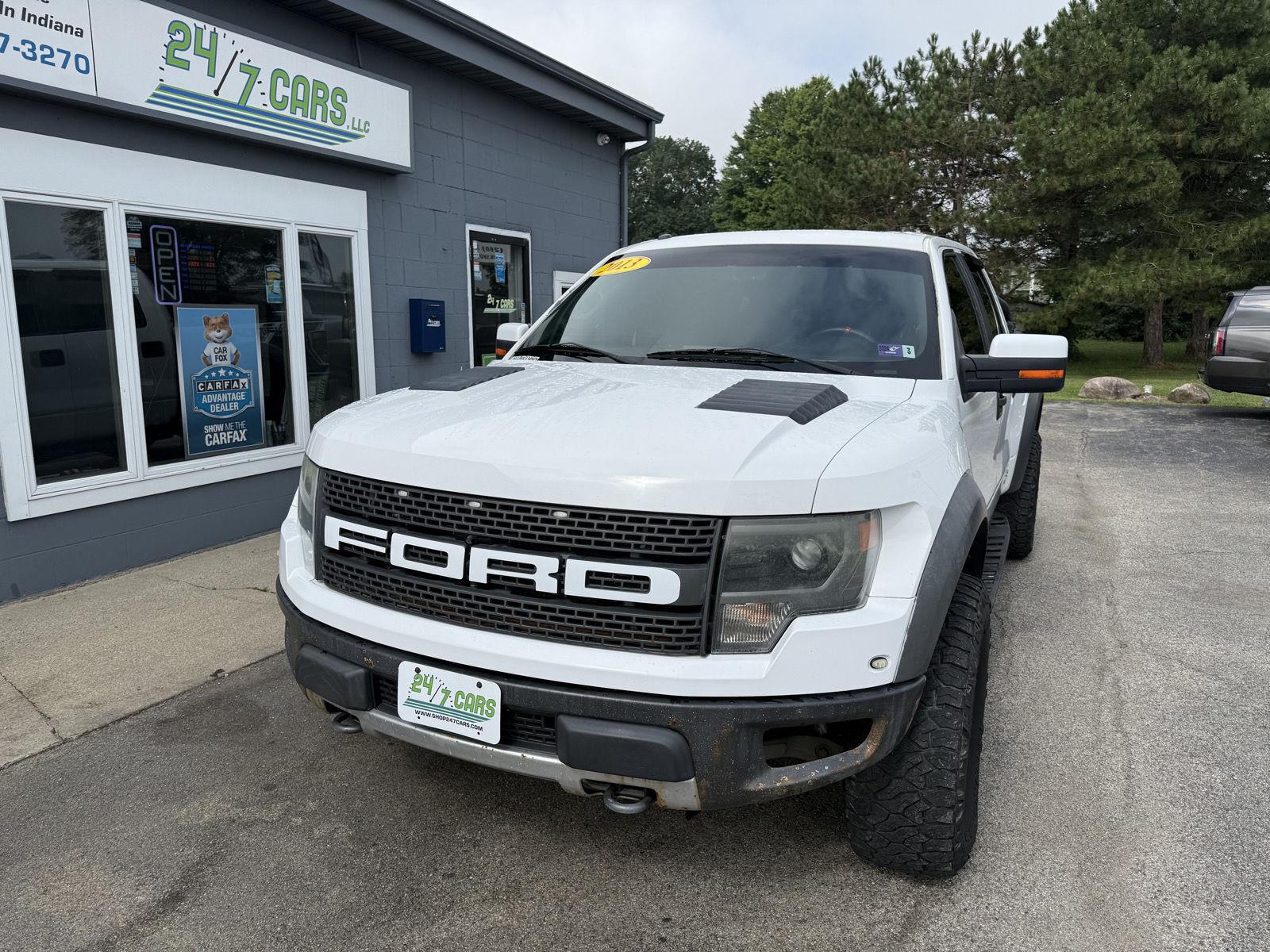 View vehicle photo 5