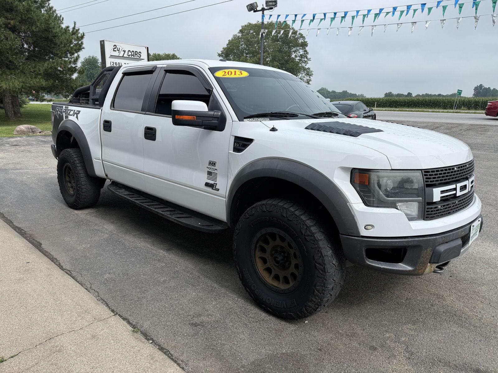 View vehicle photo 7
