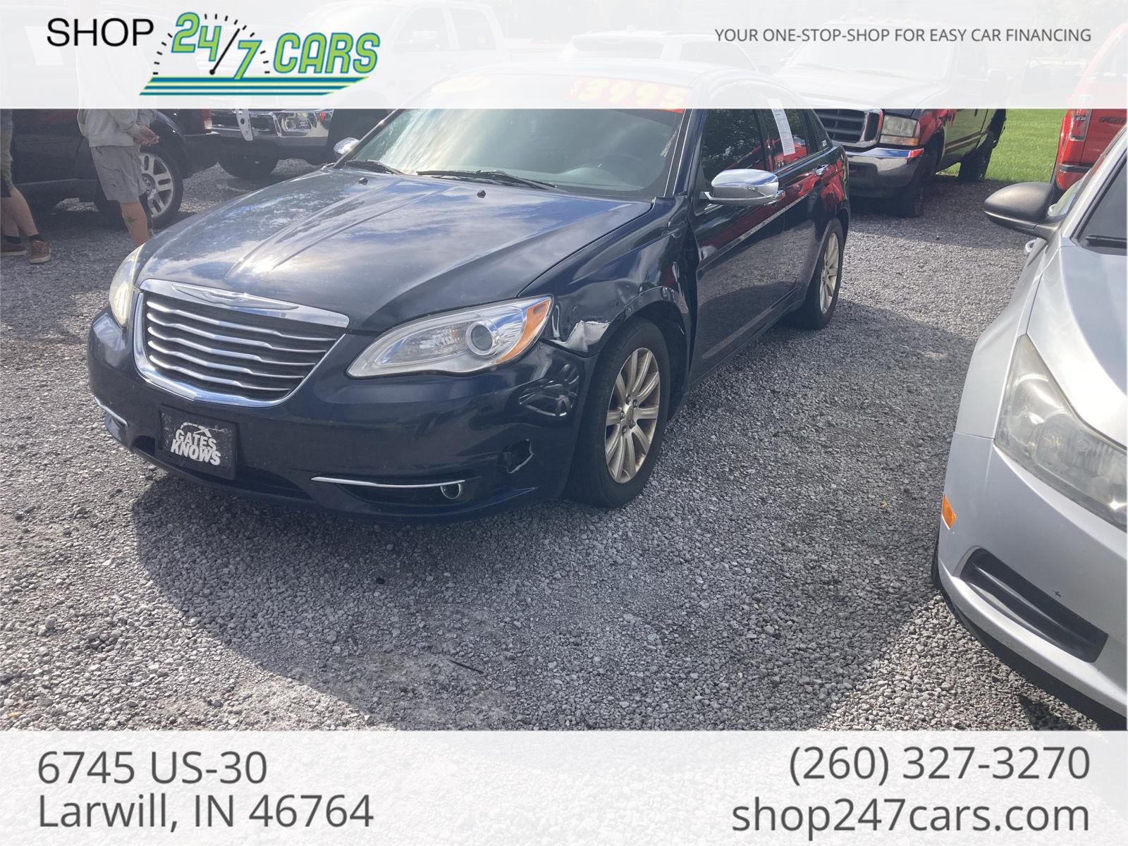 True Blue Pearlcoat 2013 Chrysler 200 Sedan Front-Wheel Drive 6-Speed Automatic
