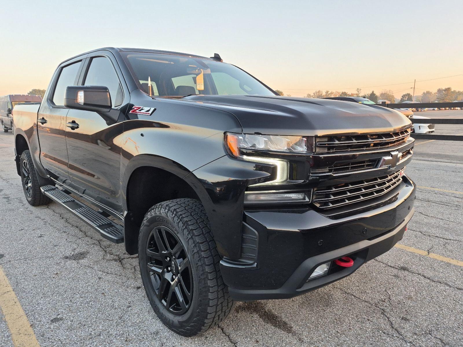 2022 Chevrolet Silverado 1500 LT Trail Boss Crew Cab 4WD