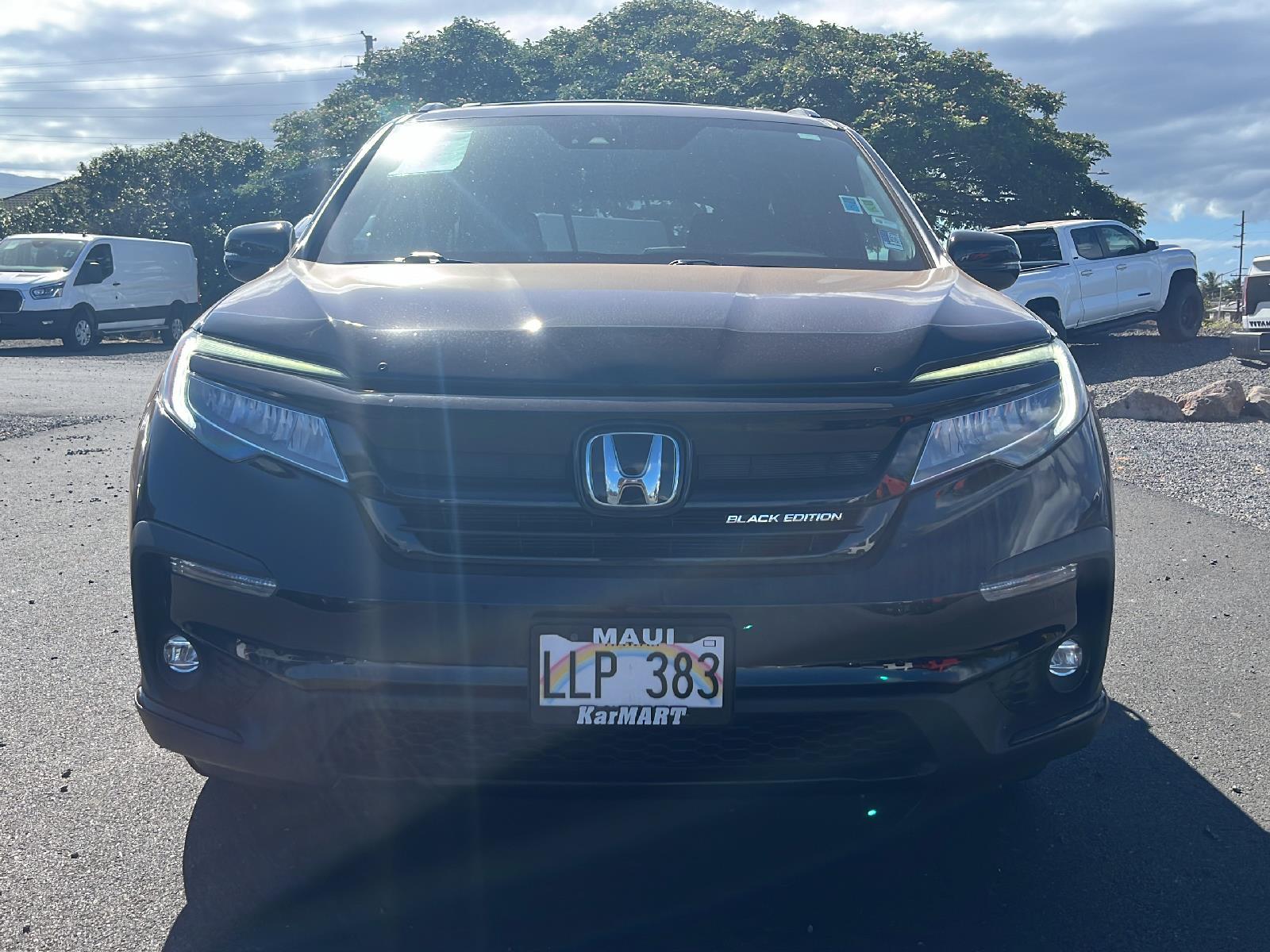 Kar Mart Maui