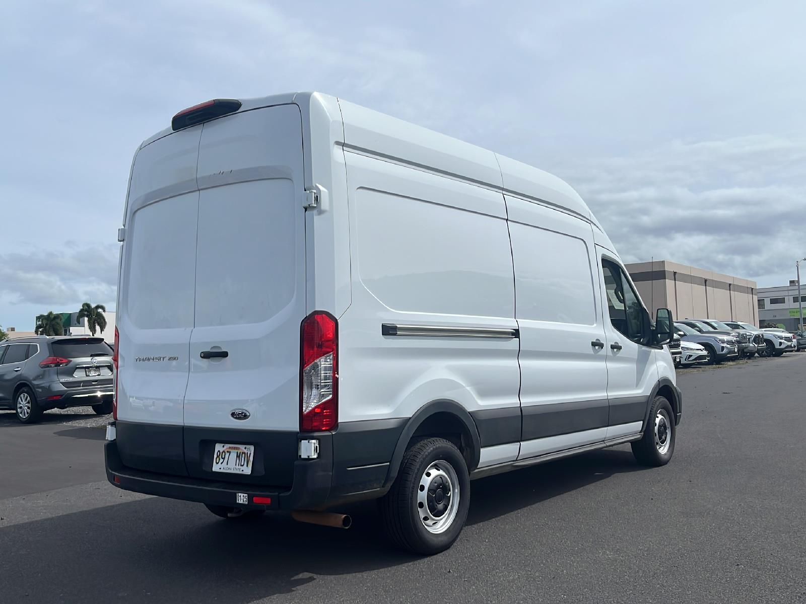 Kar Mart Maui
