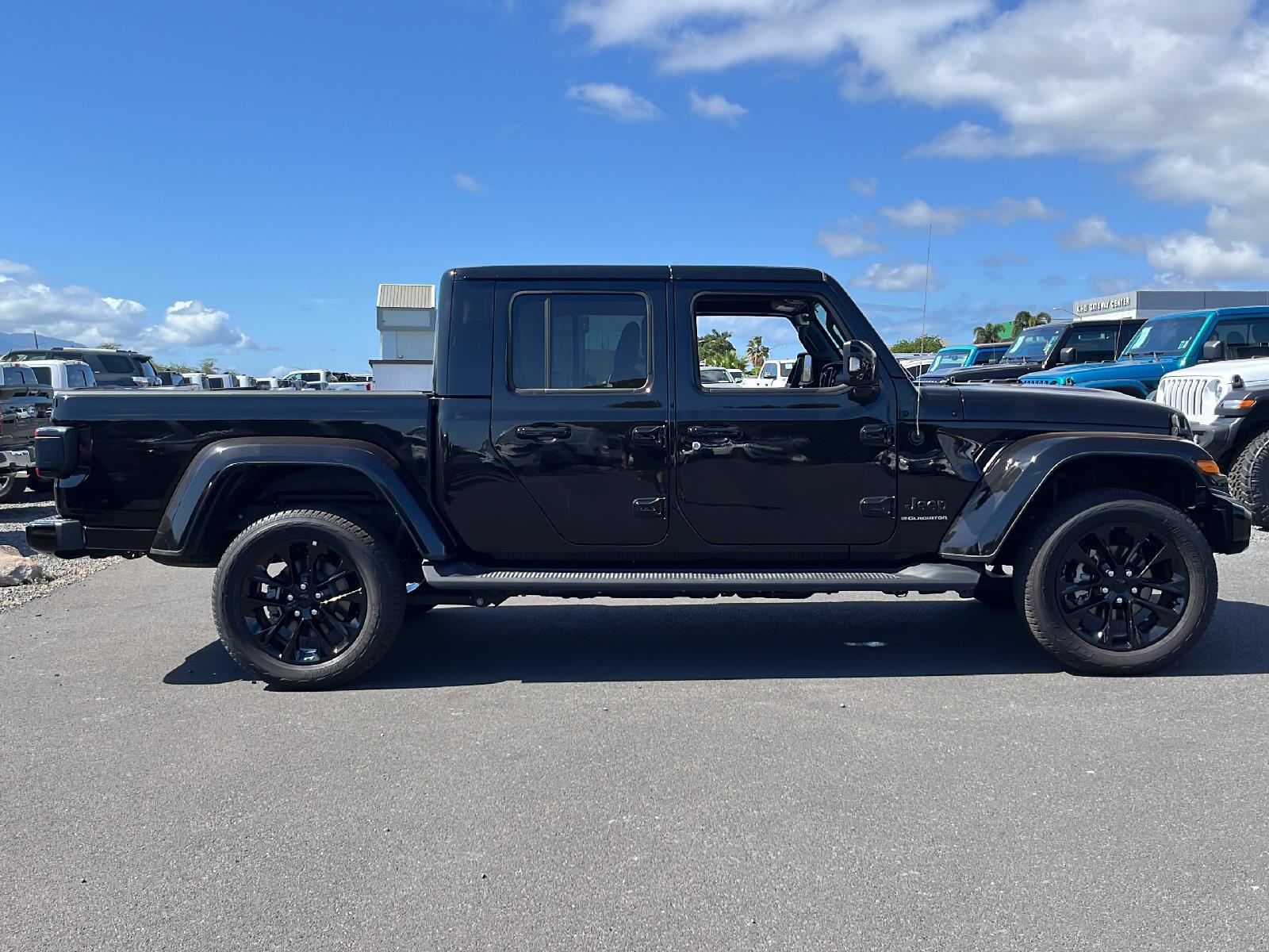 Kar Mart Maui