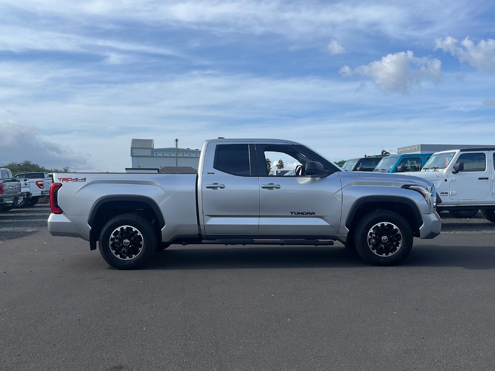Kar Mart Maui