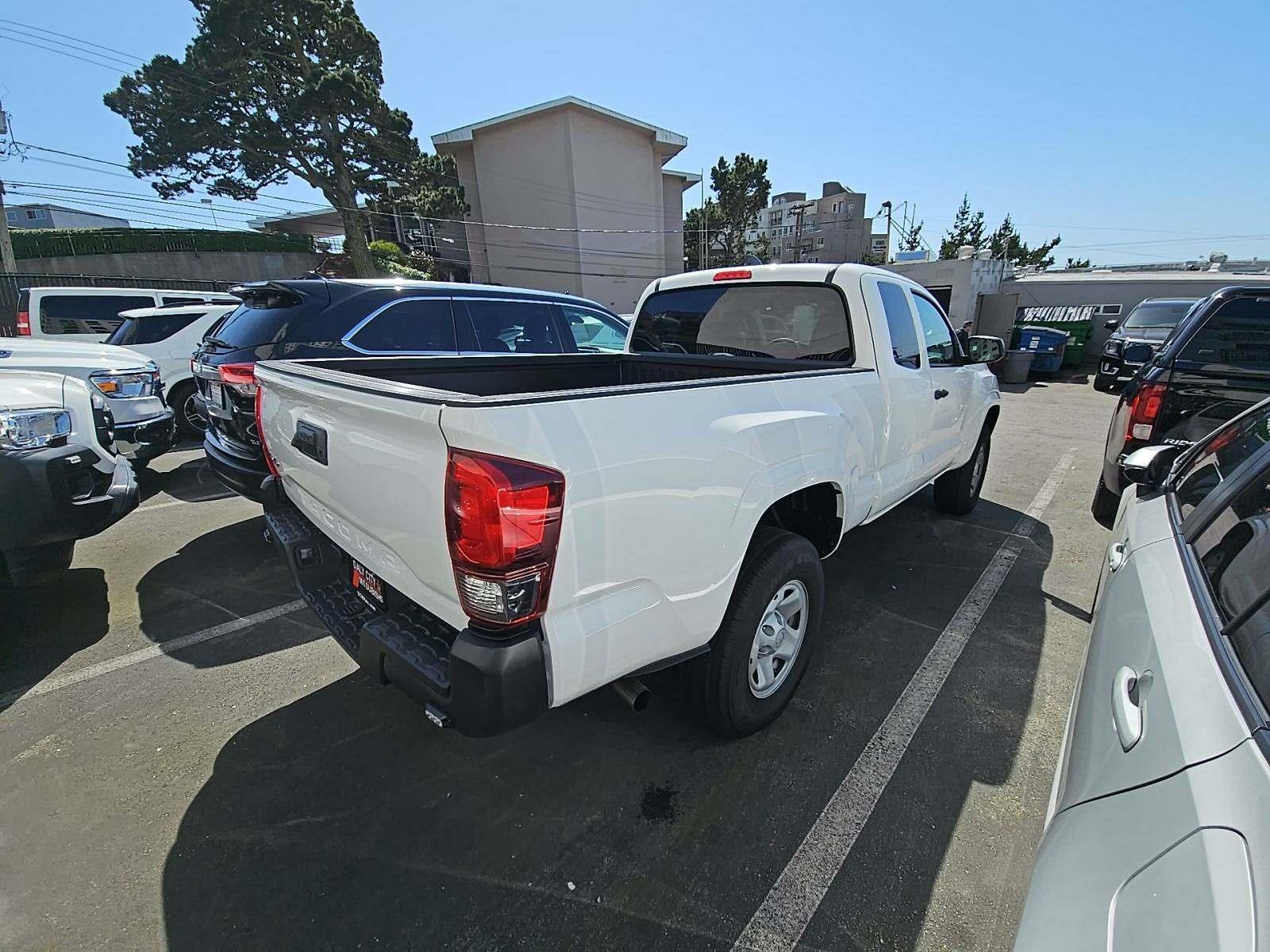 Kar Mart Maui