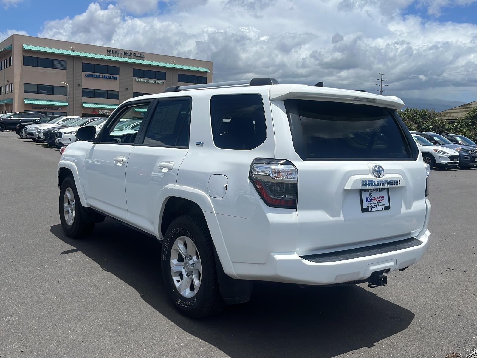 Kar Mart Maui