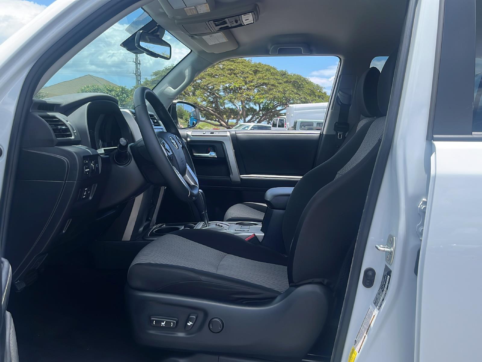 Kar Mart Maui