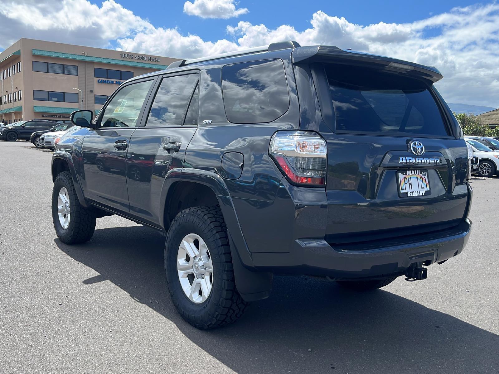 Kar Mart Maui