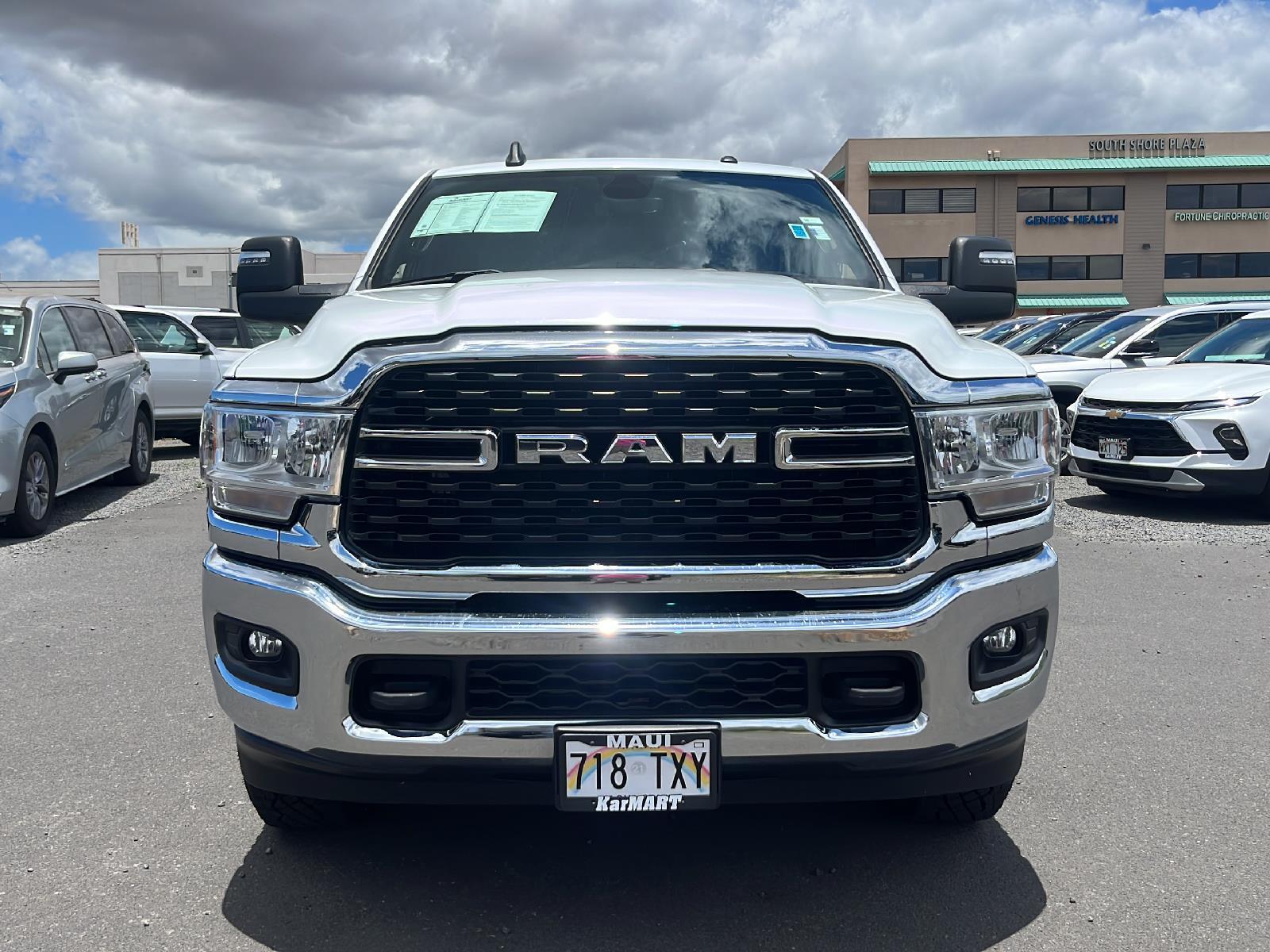 Kar Mart Maui