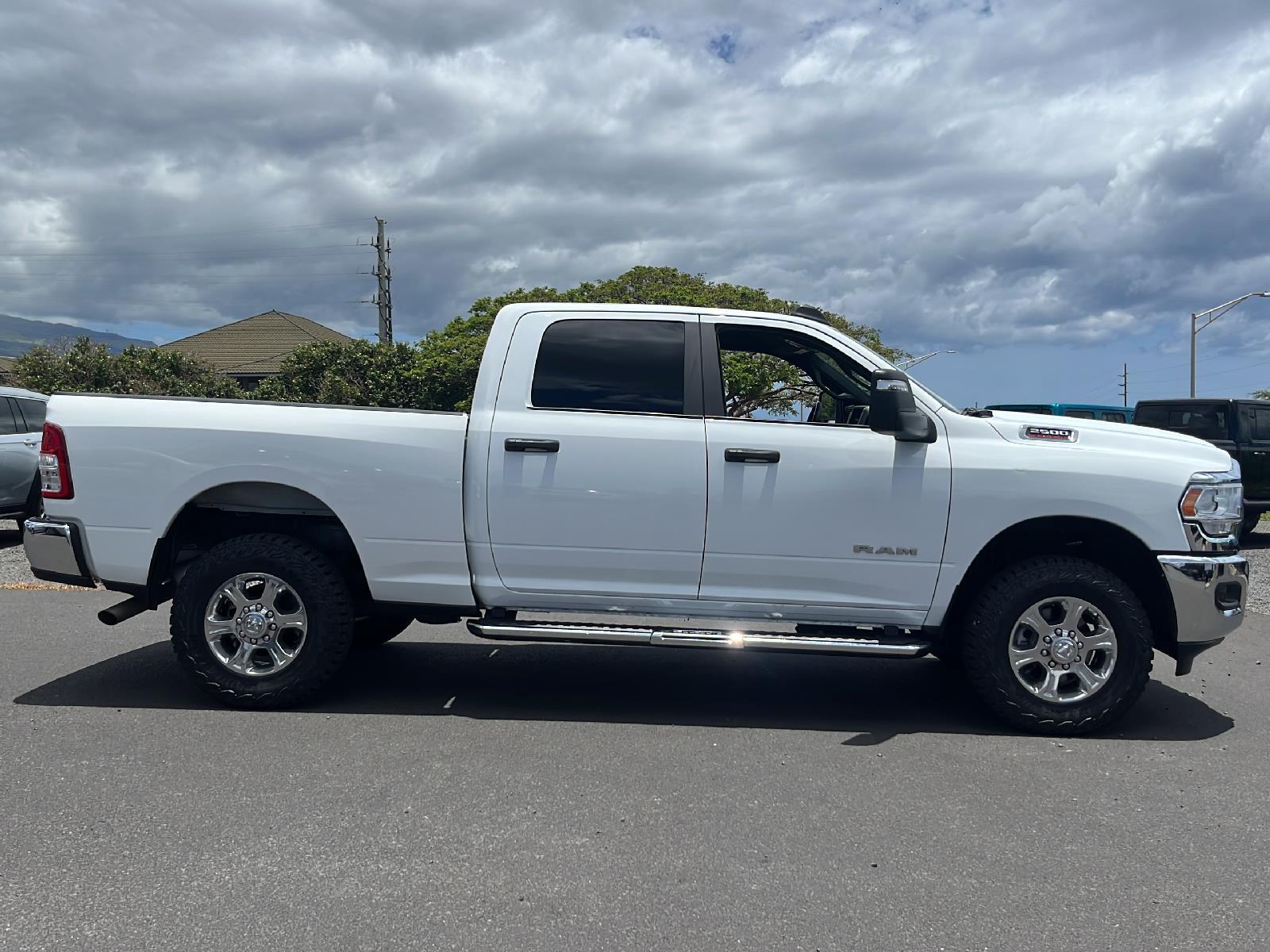 Kar Mart Maui