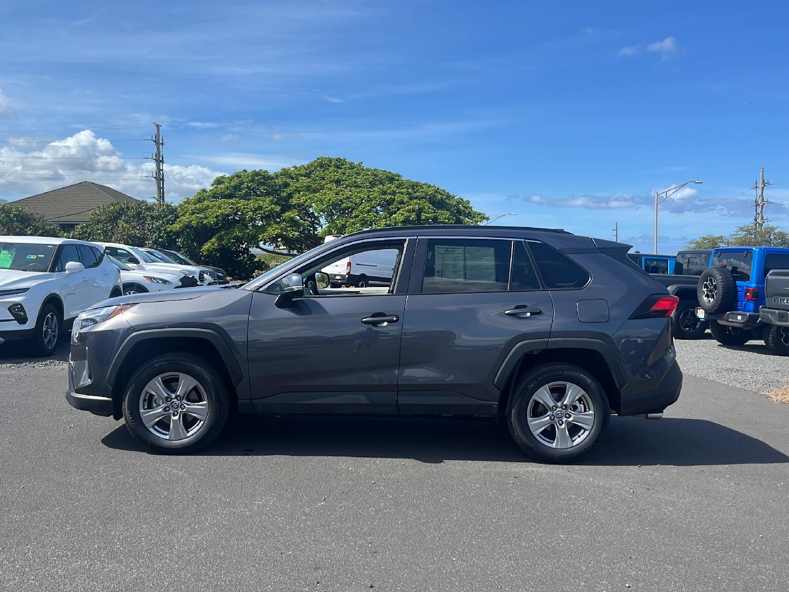 Kar Mart Maui