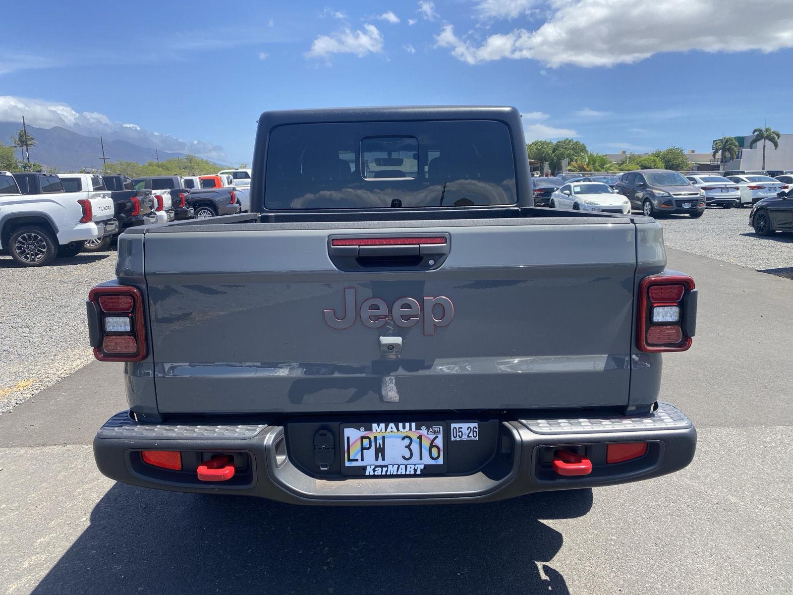 Kar Mart Maui