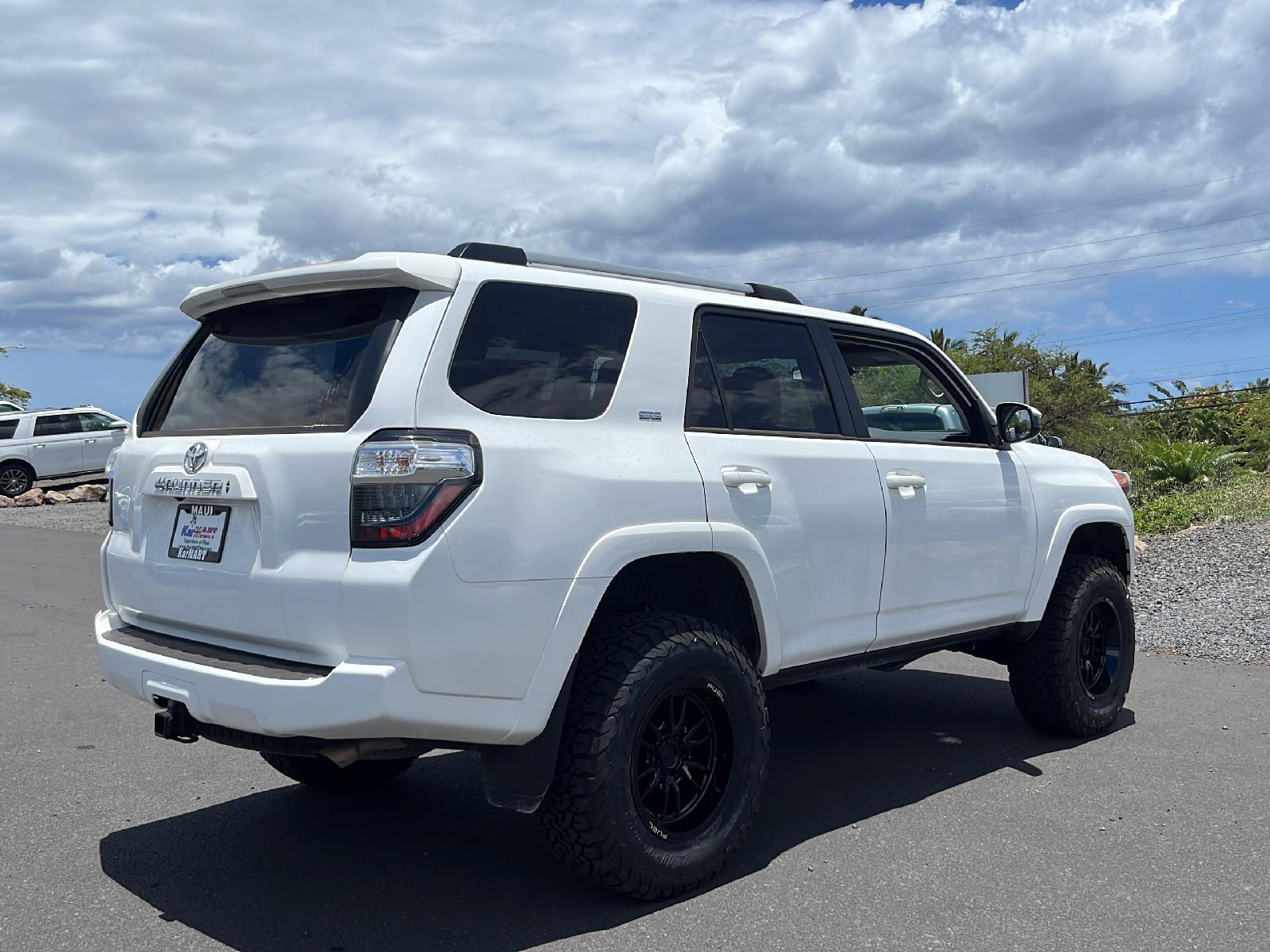 Kar Mart Maui