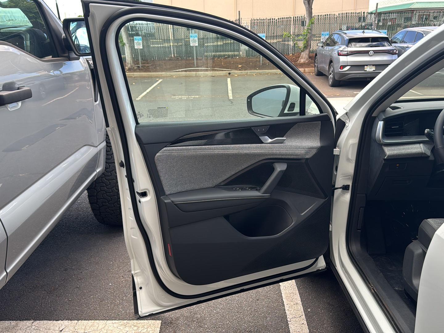 Kar Mart Maui