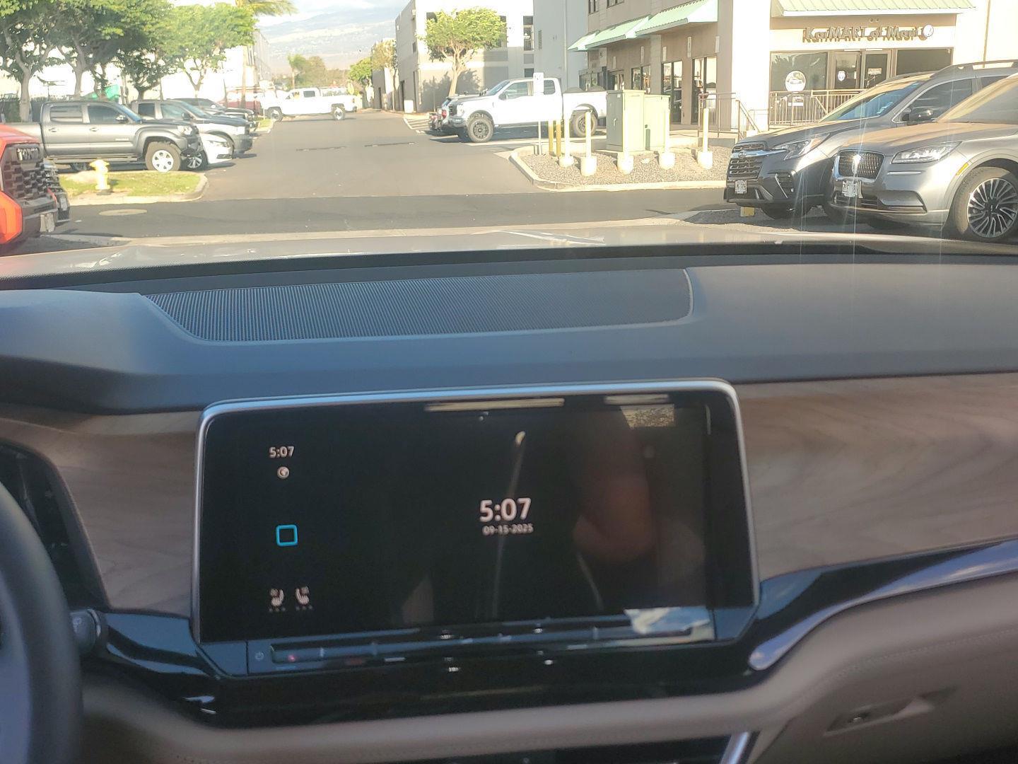 Kar Mart Maui