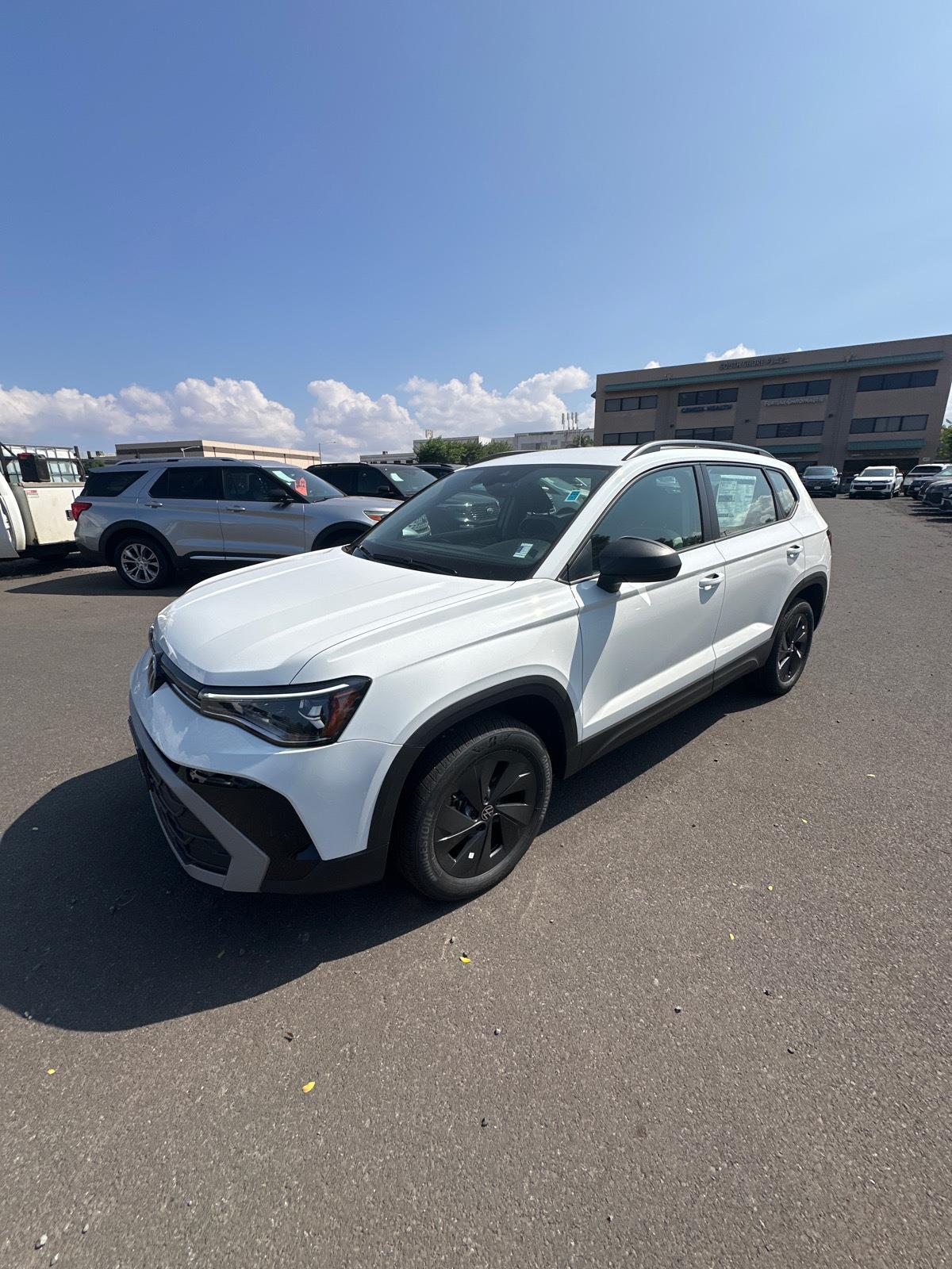 2025 Volkswagen Taos S