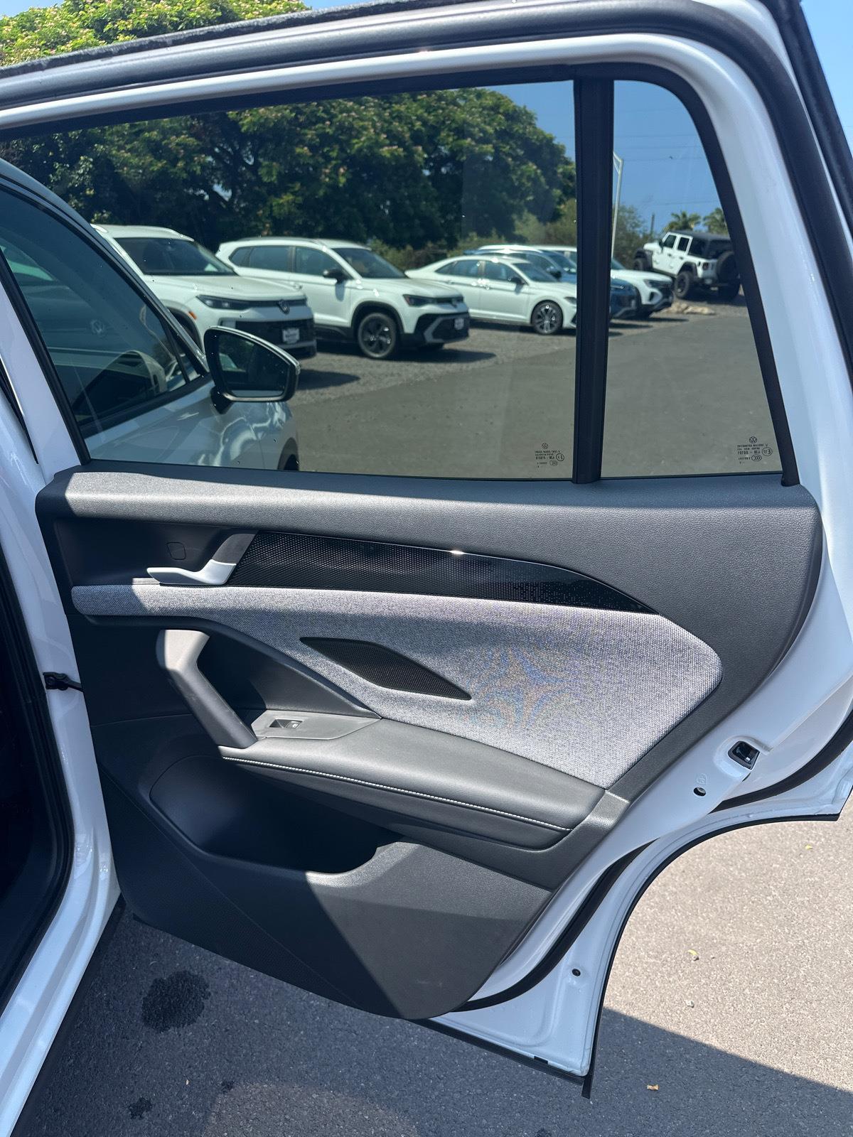 Kar Mart Maui
