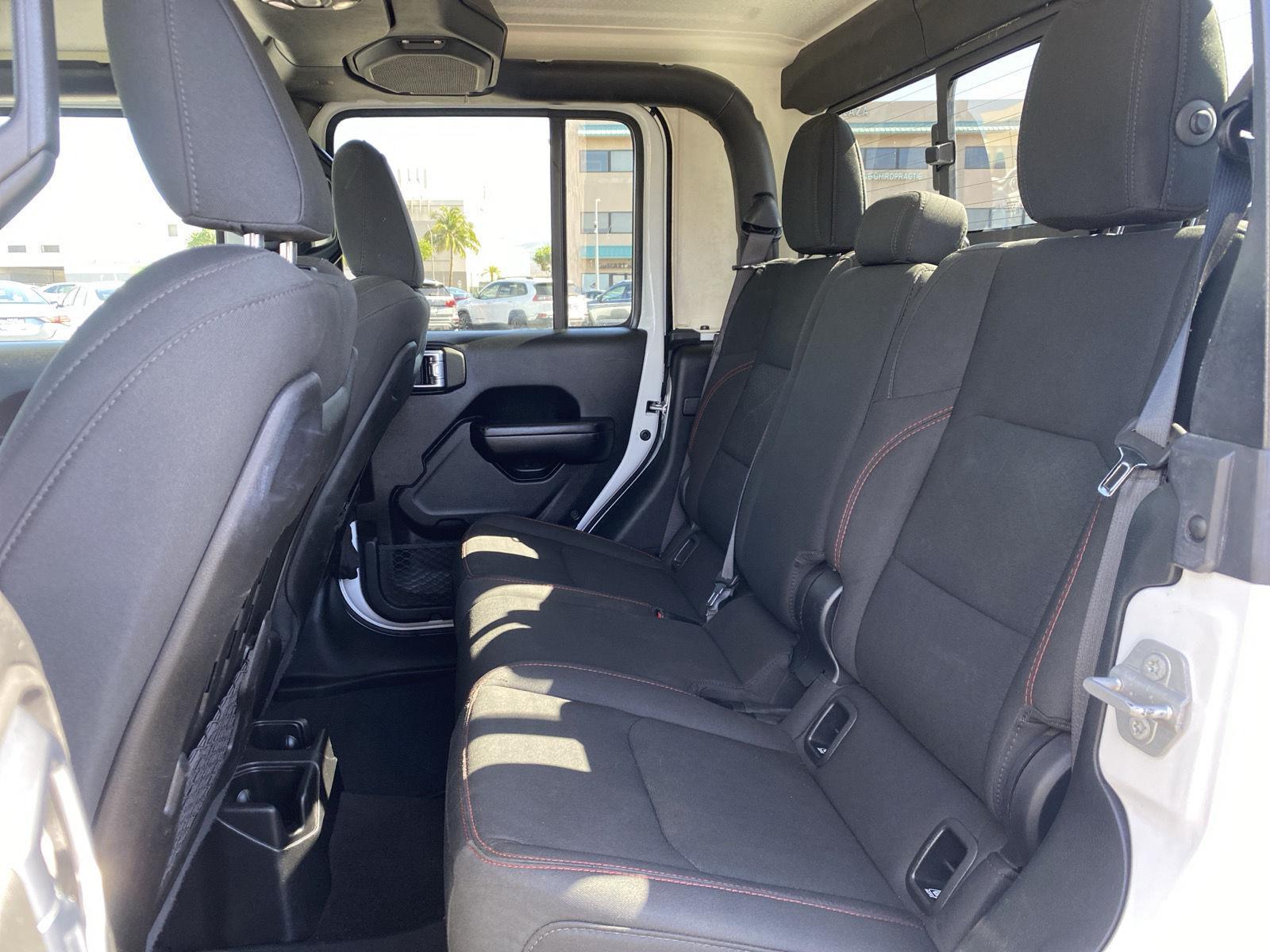 2021 Jeep Gladiator Rubicon - Photo 18