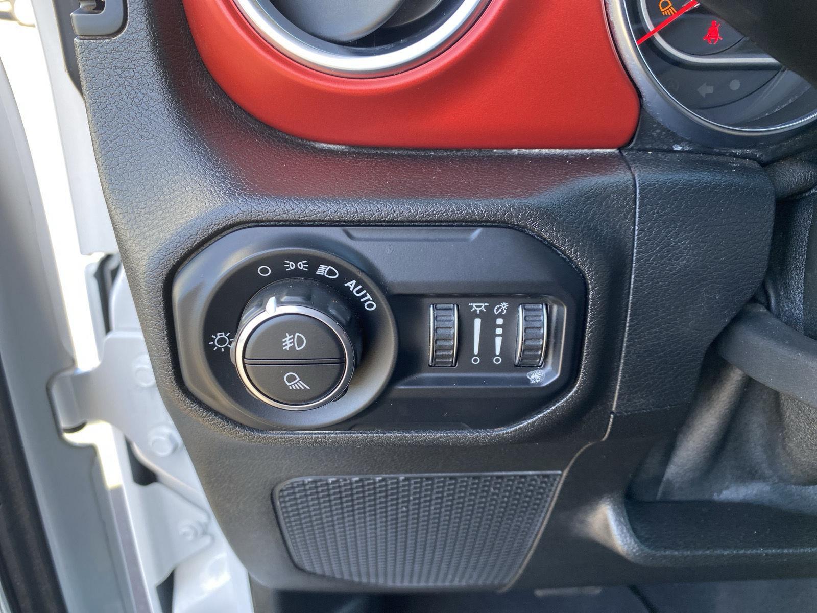2021 Jeep Gladiator Rubicon - Photo 34