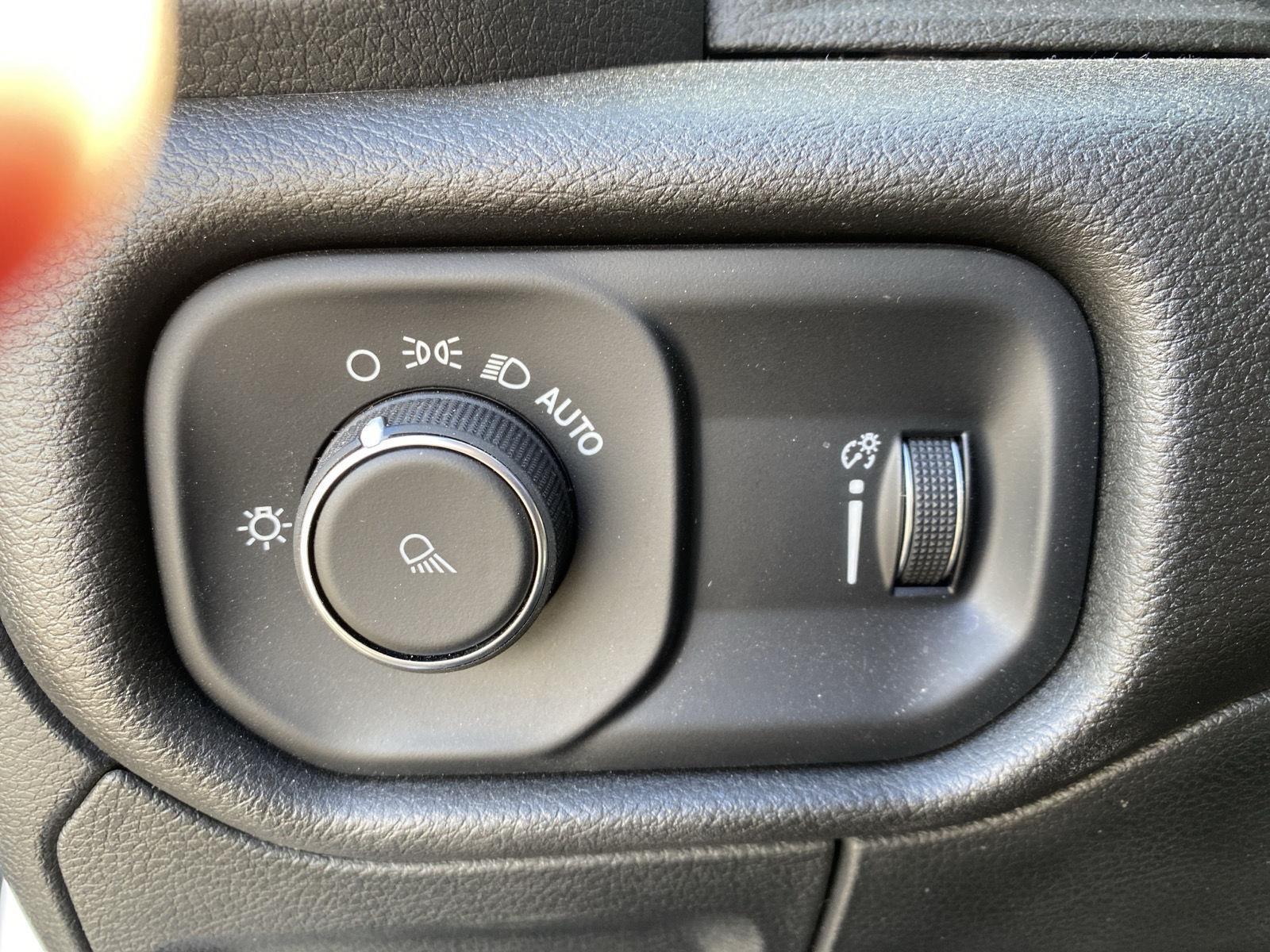 2023 RAM Ram 1500 Pickup Tradesman - Photo 31