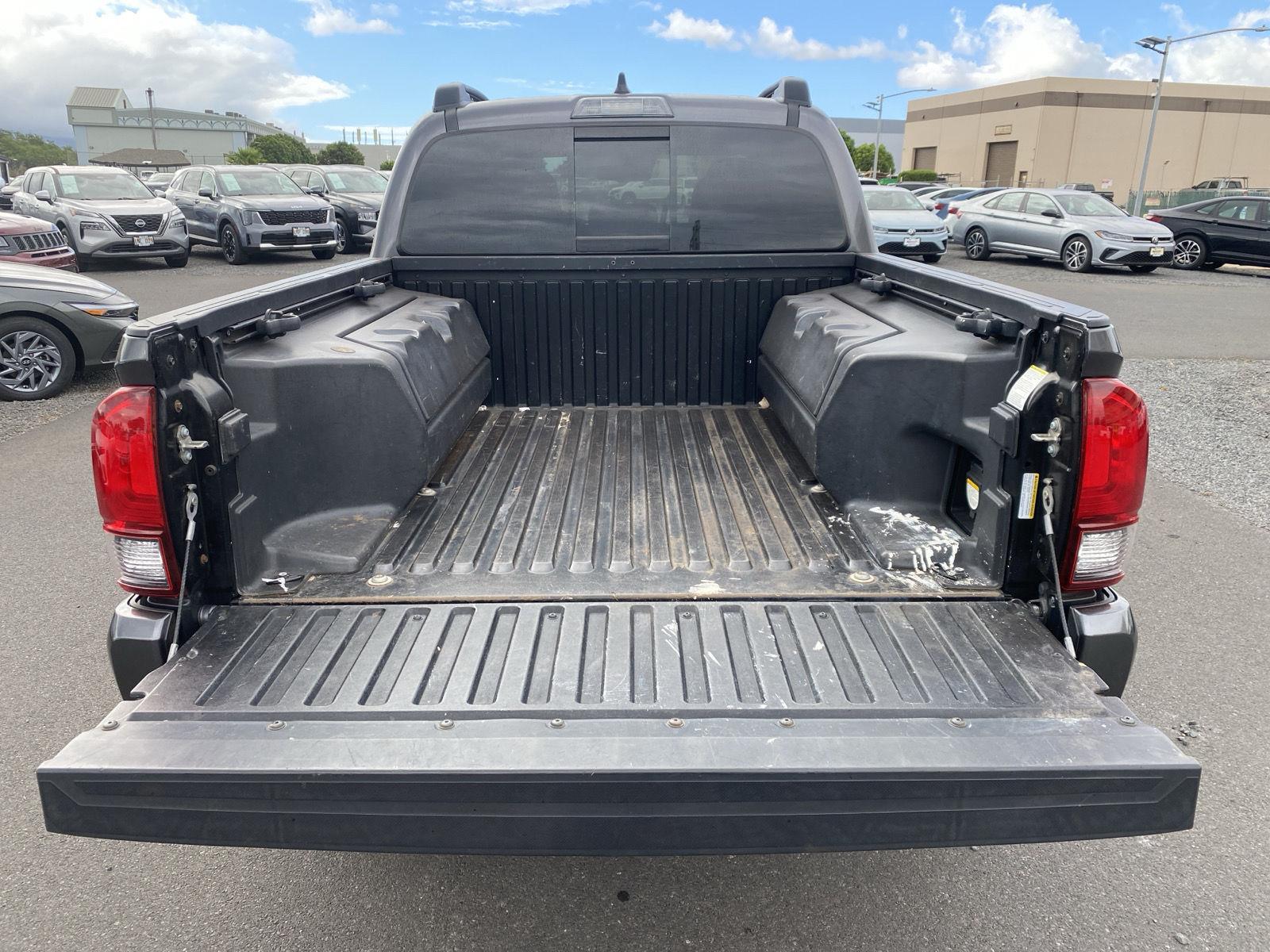 2023 Toyota Tacoma SR5 - Photo 8