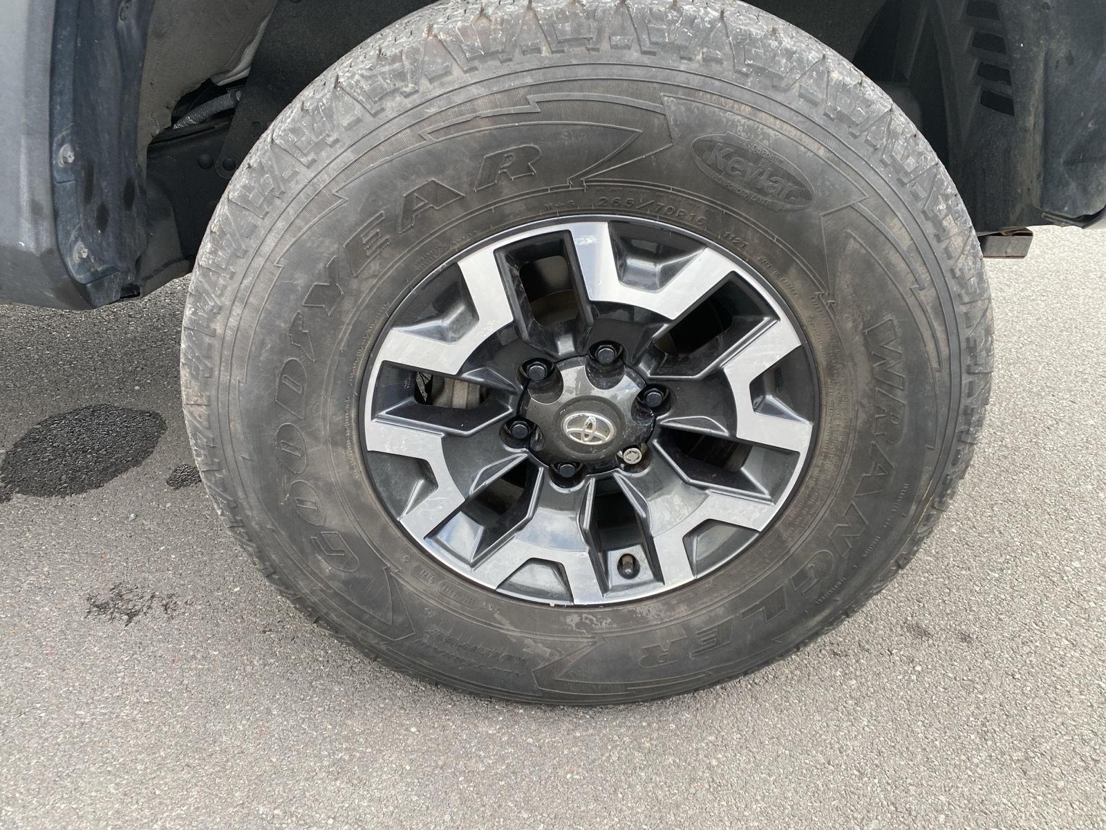 2023 Toyota Tacoma SR5 - Photo 16