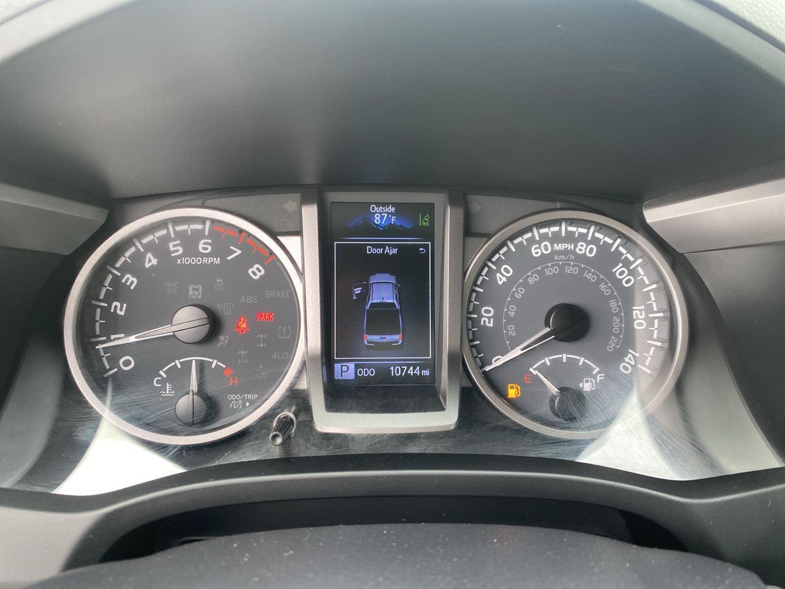 2023 Toyota Tacoma SR5 - Photo 44