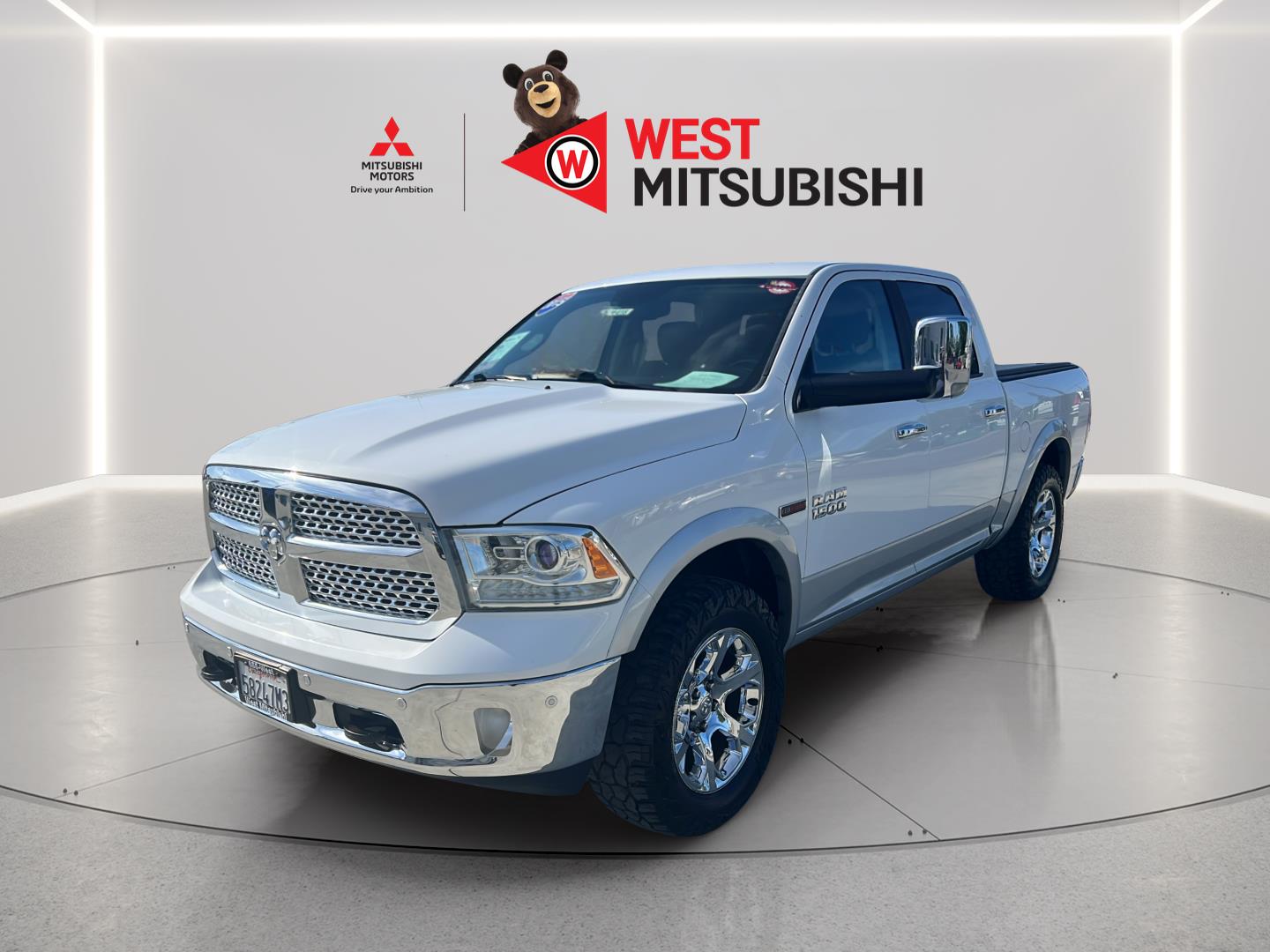 2015 RAM 1500 Laramie Crew Cab 4WD