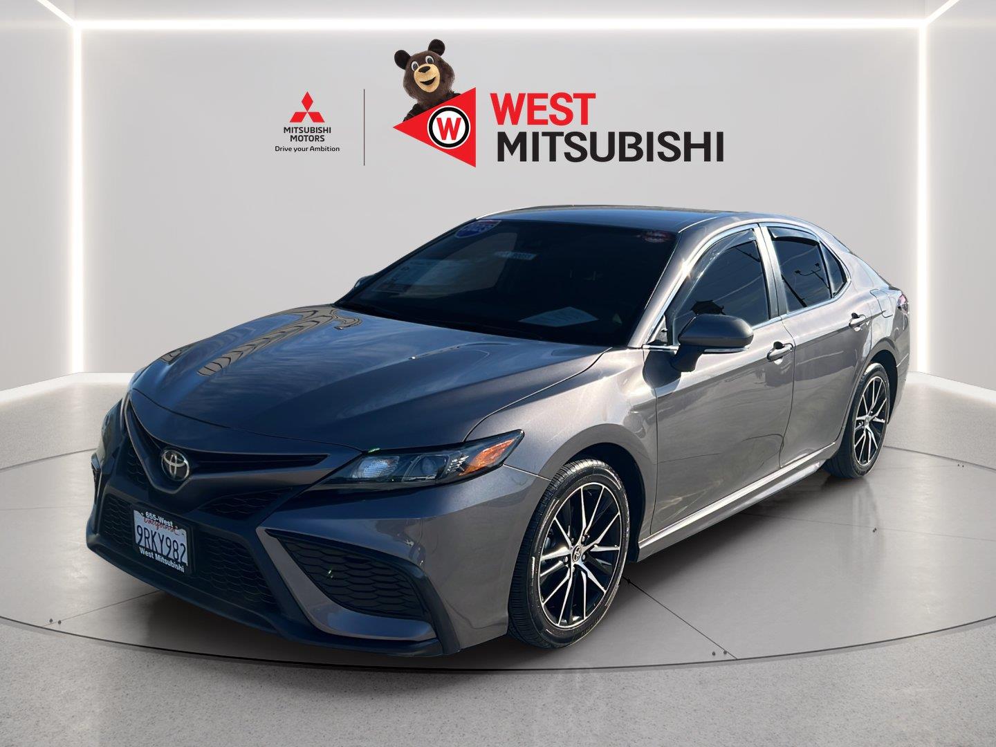 2023 Toyota Camry SE FWD