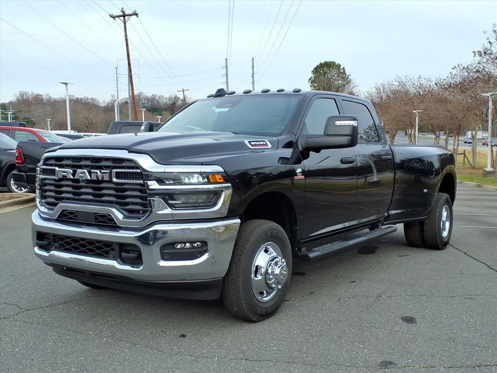 2026 RAM 3500 Tradesman Crew Cab LB DRW 4WD